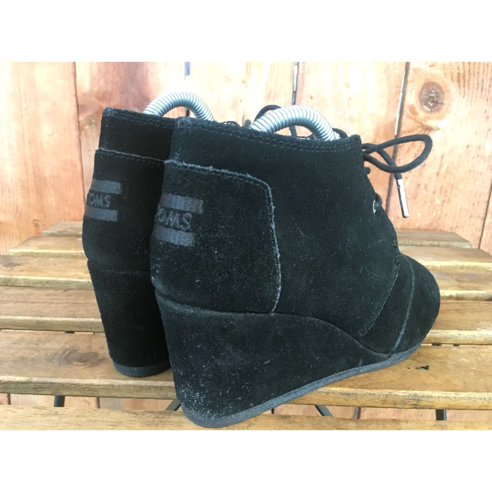 Toms TOMS Black Suede Lace Wedge Fashion Boots Booties Womens Size 7 Style 380515 Size US 6 / IT 36 - 4 Thumbnail