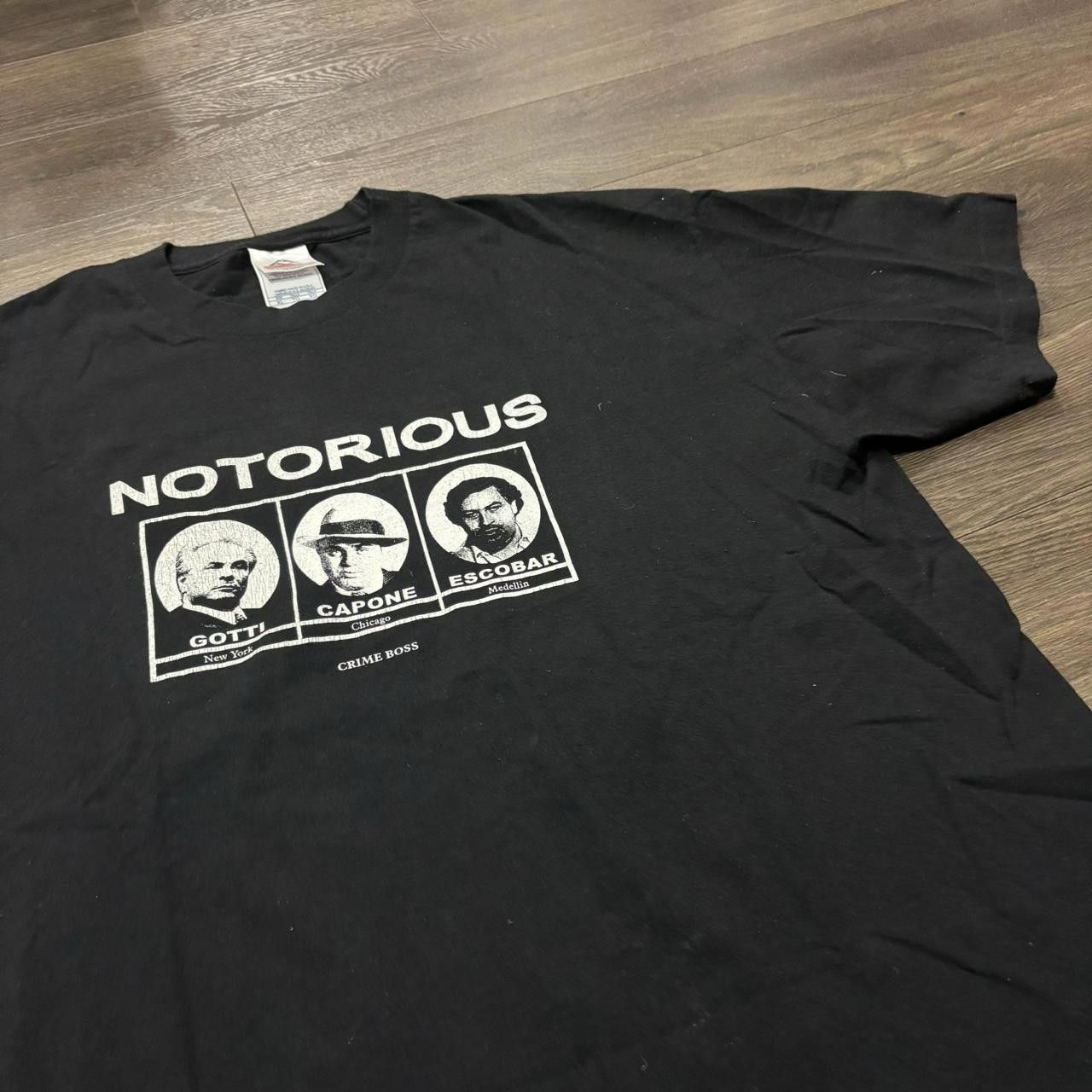 Designer Vintage notorious crime boss t shirt 00s XL Gotti Capone Size US XL / EU 56 / 4 - 1 Thumbnail