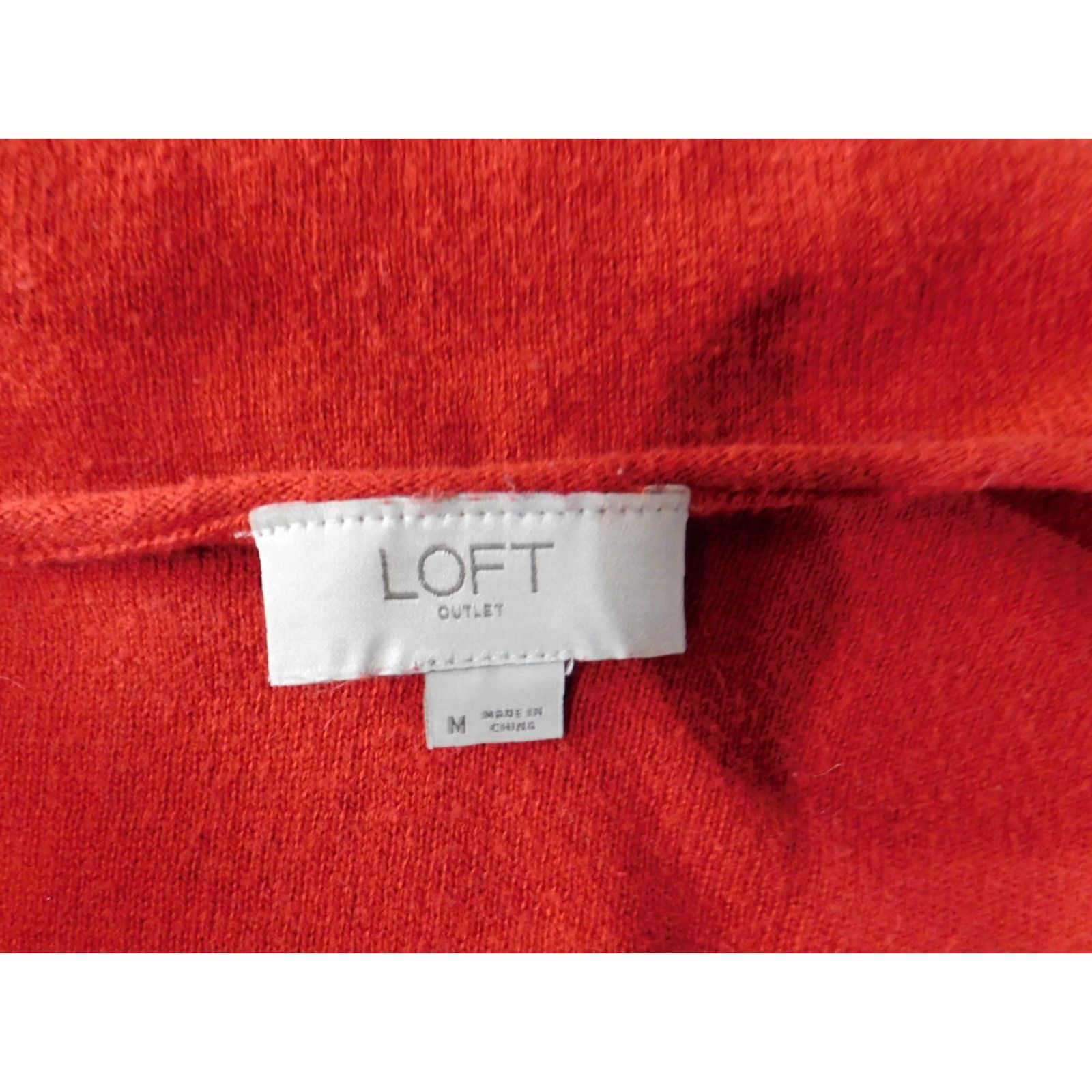Loft LOFT Red Knit Pullover Sweater M Women V-Neck Cotton Rayon Rib Knit Long Sleeve Casual Modern Design Button Details Regular Fit Size M / US 6-8 / IT 42-44 - 4 Thumbnail