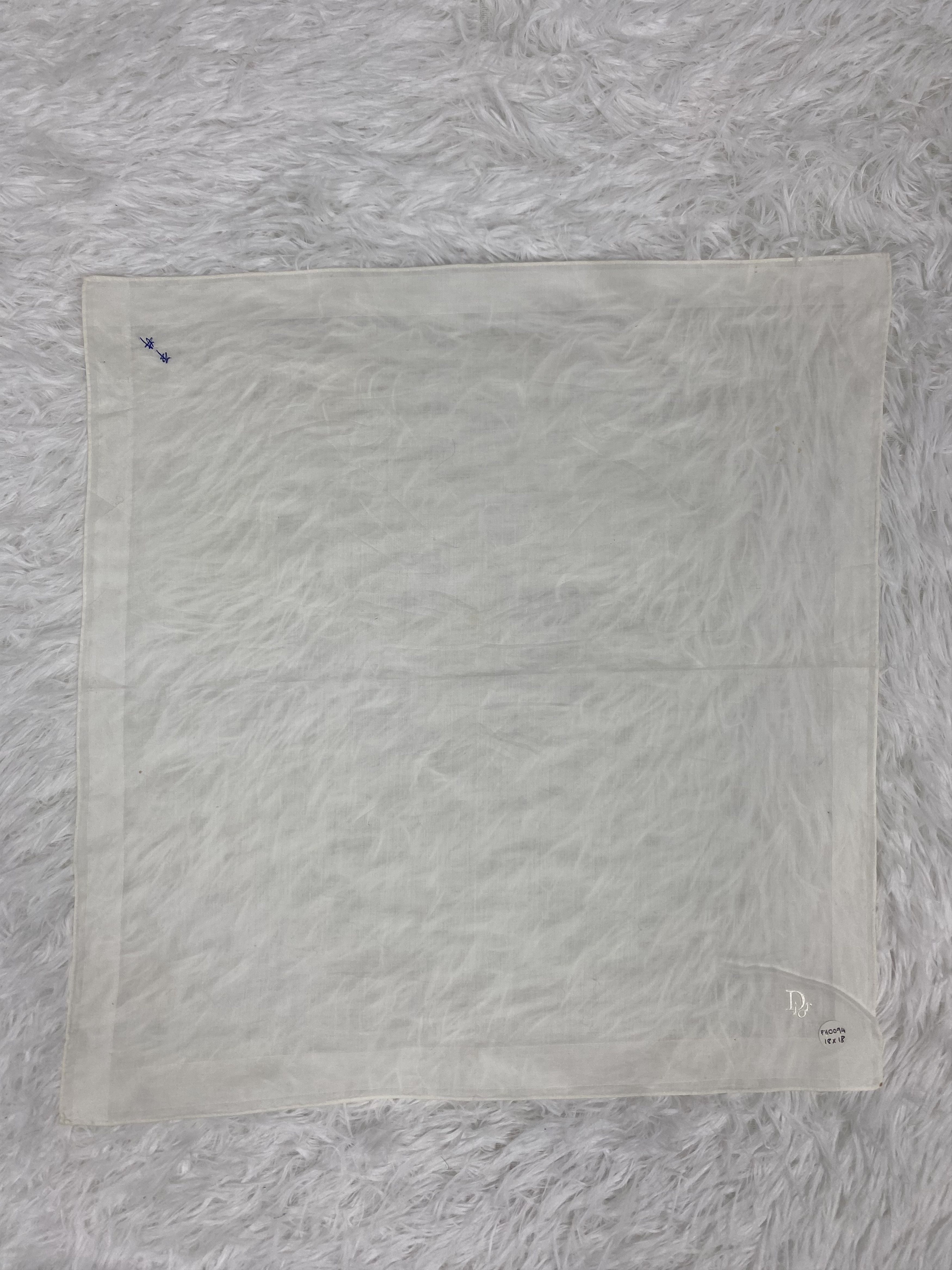 Vintage Vintage Christian Dior Handkerchief PH0094 Size ONE SIZE - 3 Thumbnail