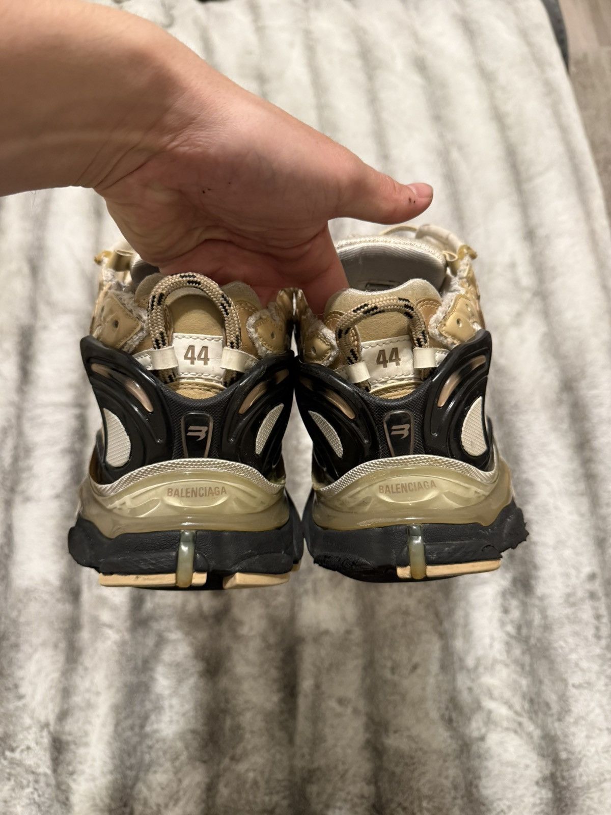 Balenciaga Balenciaga Runner Sneaker Cream/Brown Size US 11 / EU 44 - 4 Thumbnail