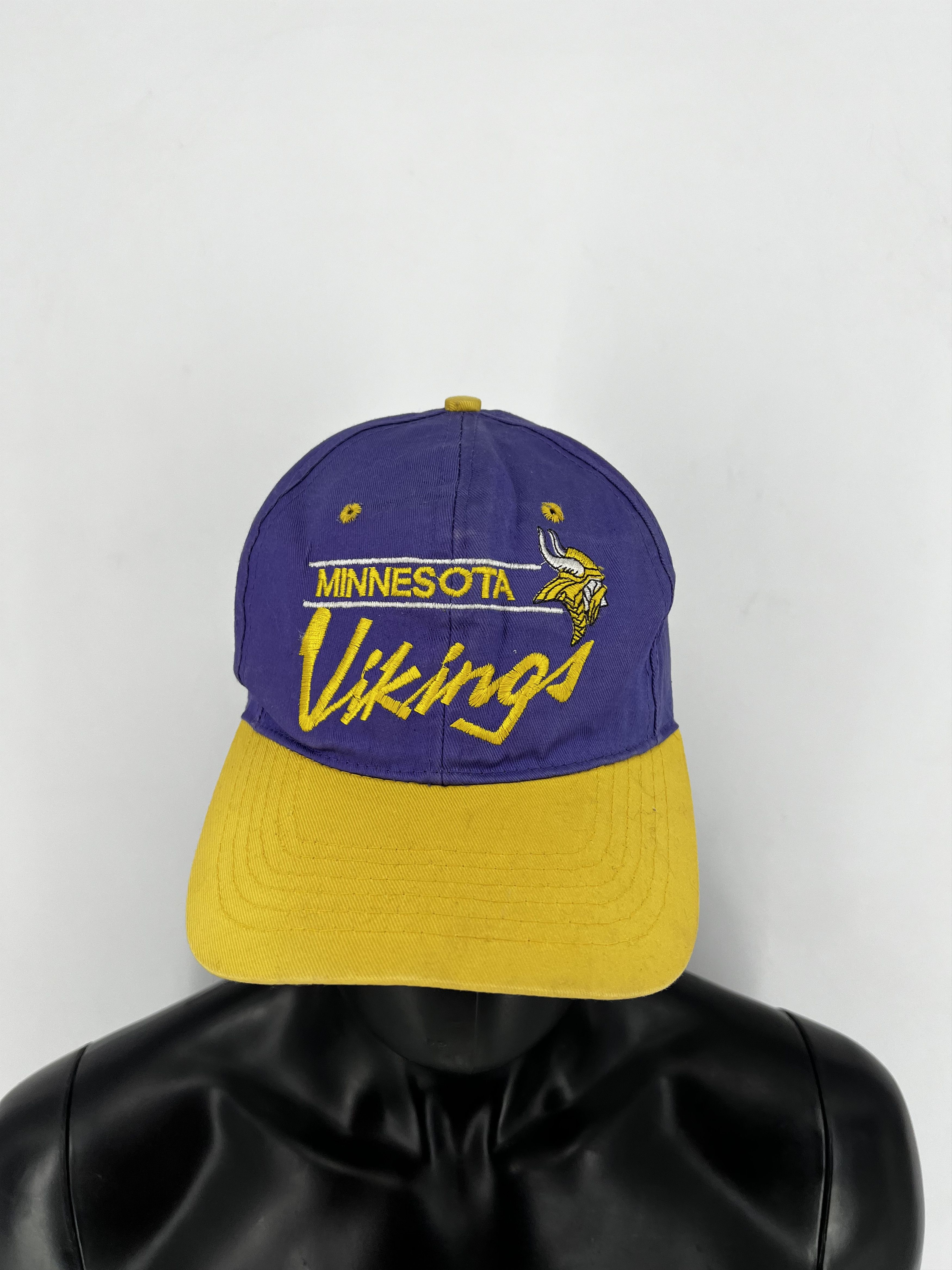NFL × Vintage Sports Specialties Minnesota Vikings Vintage SnapBack Hat Size ONE SIZE - 1 Thumbnail