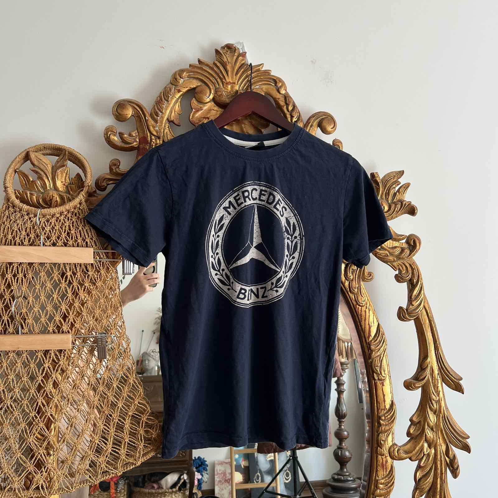 Mercedes-Benz × Vintage Vintage Mercedes Benz Logo Tee Shirt Sz S Size US S / EU 44-46 / 1 - 1 Thumbnail