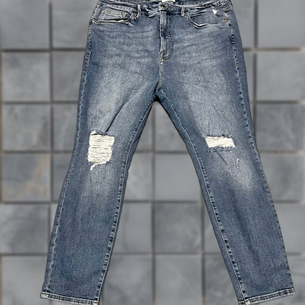 Good American VINTAGE Good American Jeans Womens 18 (36x26) Good Legs Skinny Distressed Cropped Ladies Womens Jeans Skinny Distressed Cropped 18 Blue Modern Size 40" / US 18 - 1 Thumbnail