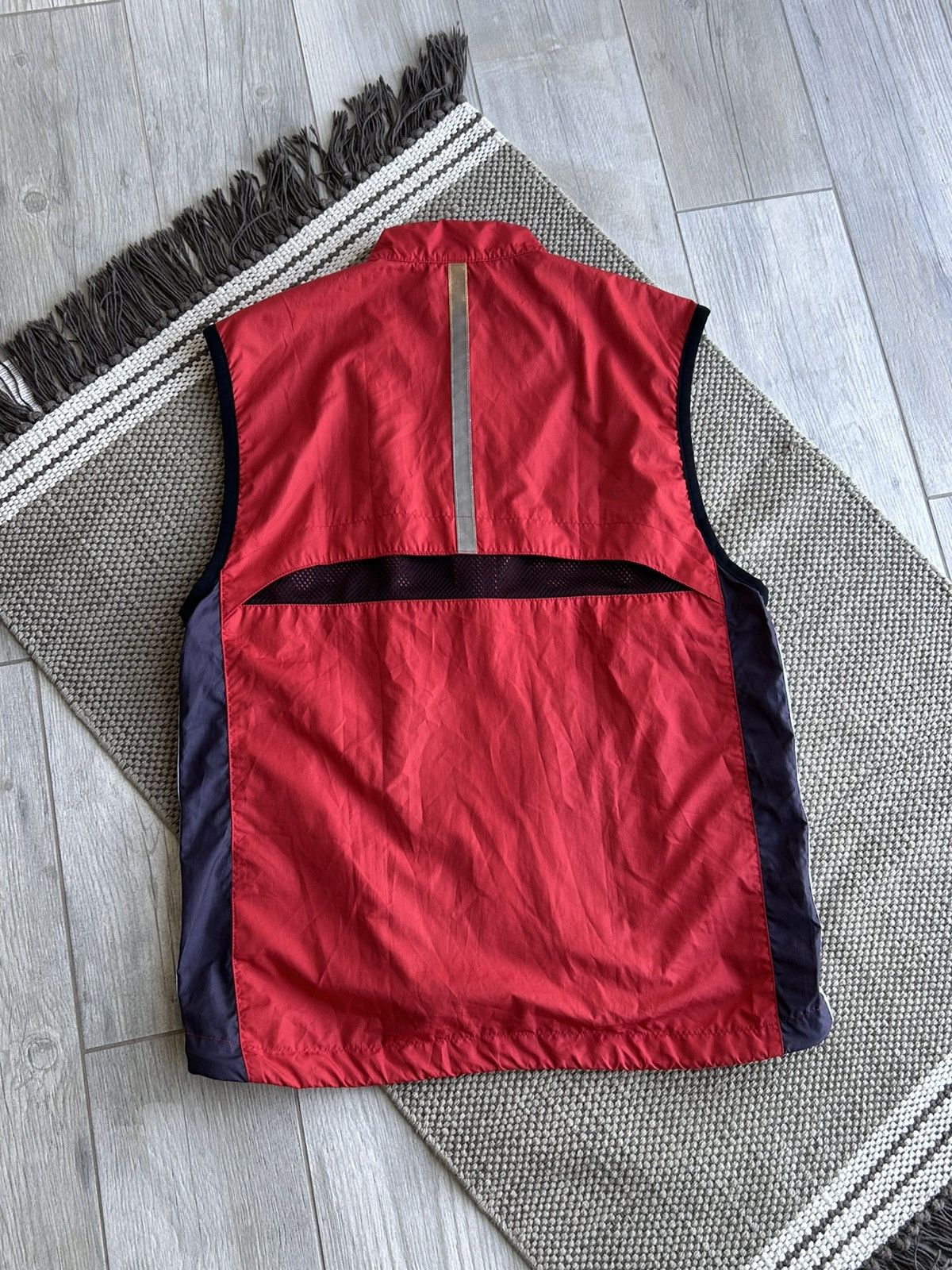 Vintage Vintage Nike Outdoor Tracking Vests Jacket Size US S / EU 44-46 / 1 - 10 Thumbnail