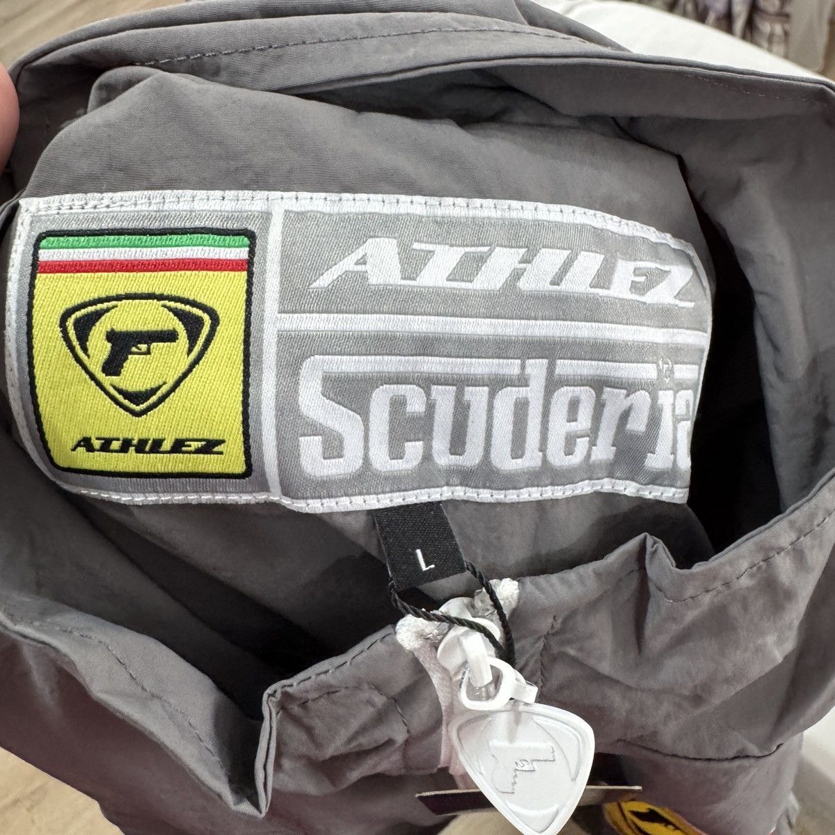 Other Brand new Scuderia Athlez Tracksuit Size US L / EU 52-54 / 3 - 16 Thumbnail