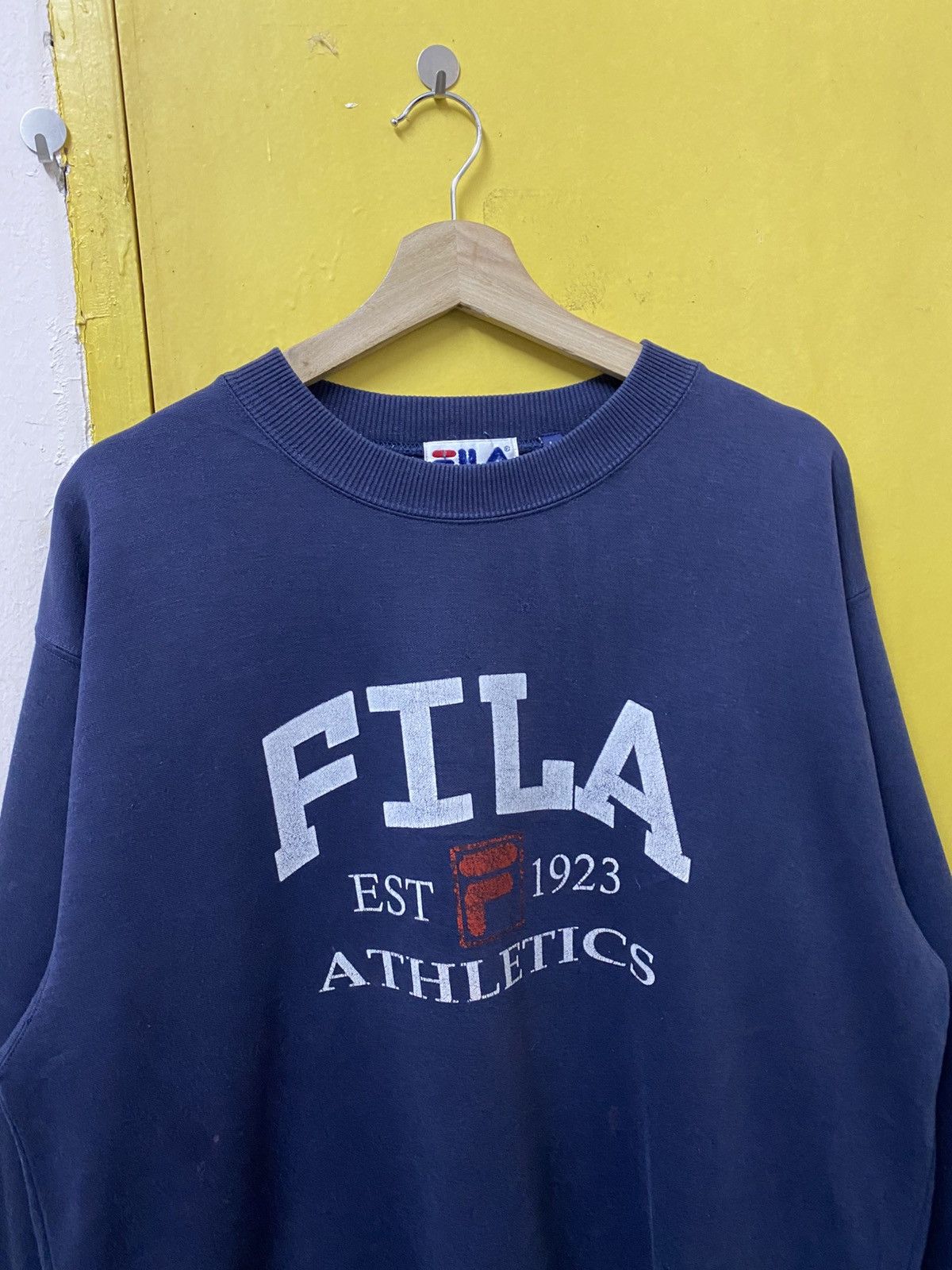 Fila Vintage Fila Faded Sweatshirt Crewneck Tee Size US M / EU 48-50 / 2 - 3 Thumbnail
