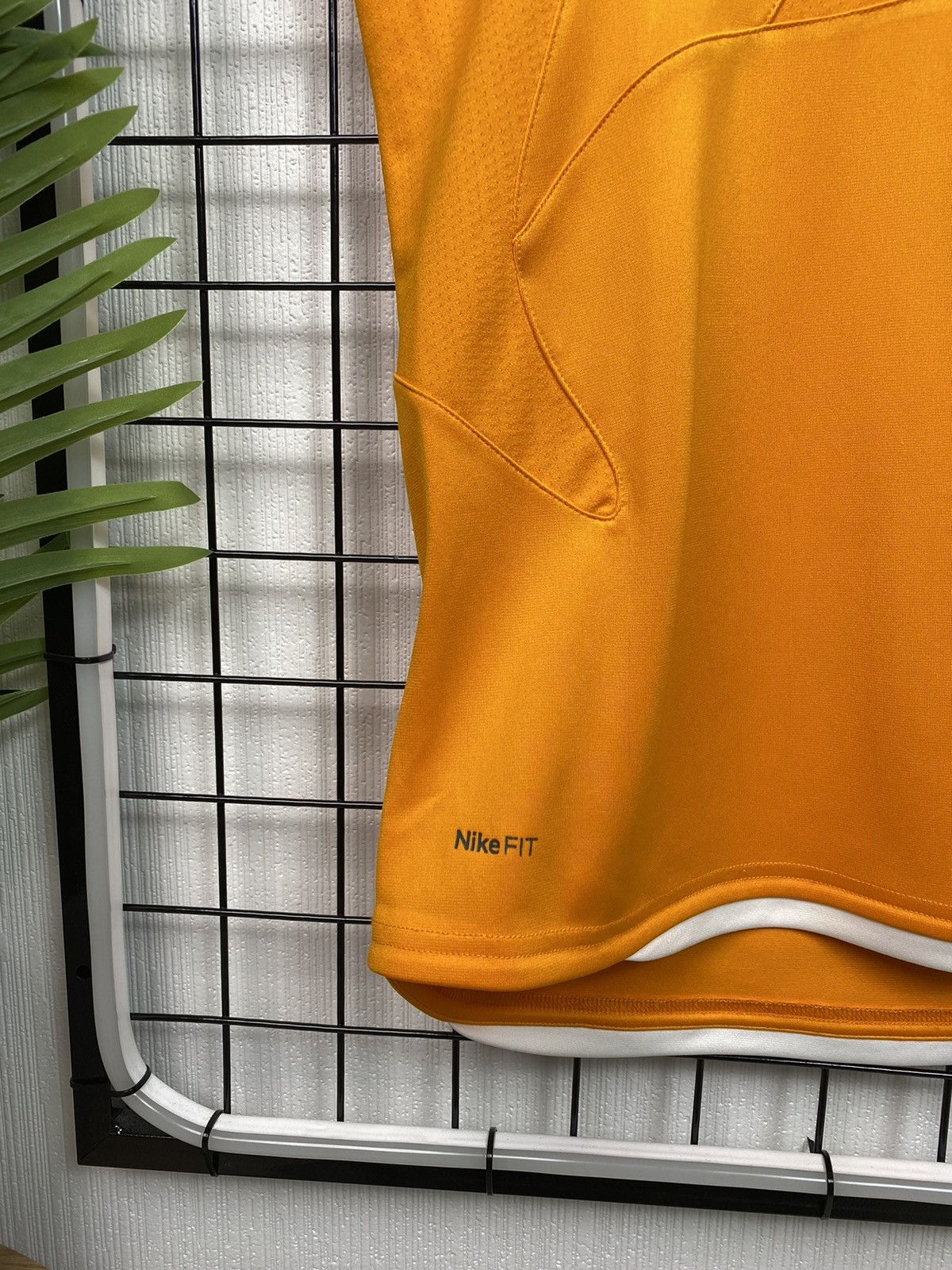 Nike Nike Mercurial vintage Tank top orange M size training Size US M / EU 48-50 / 2 - 6 Thumbnail