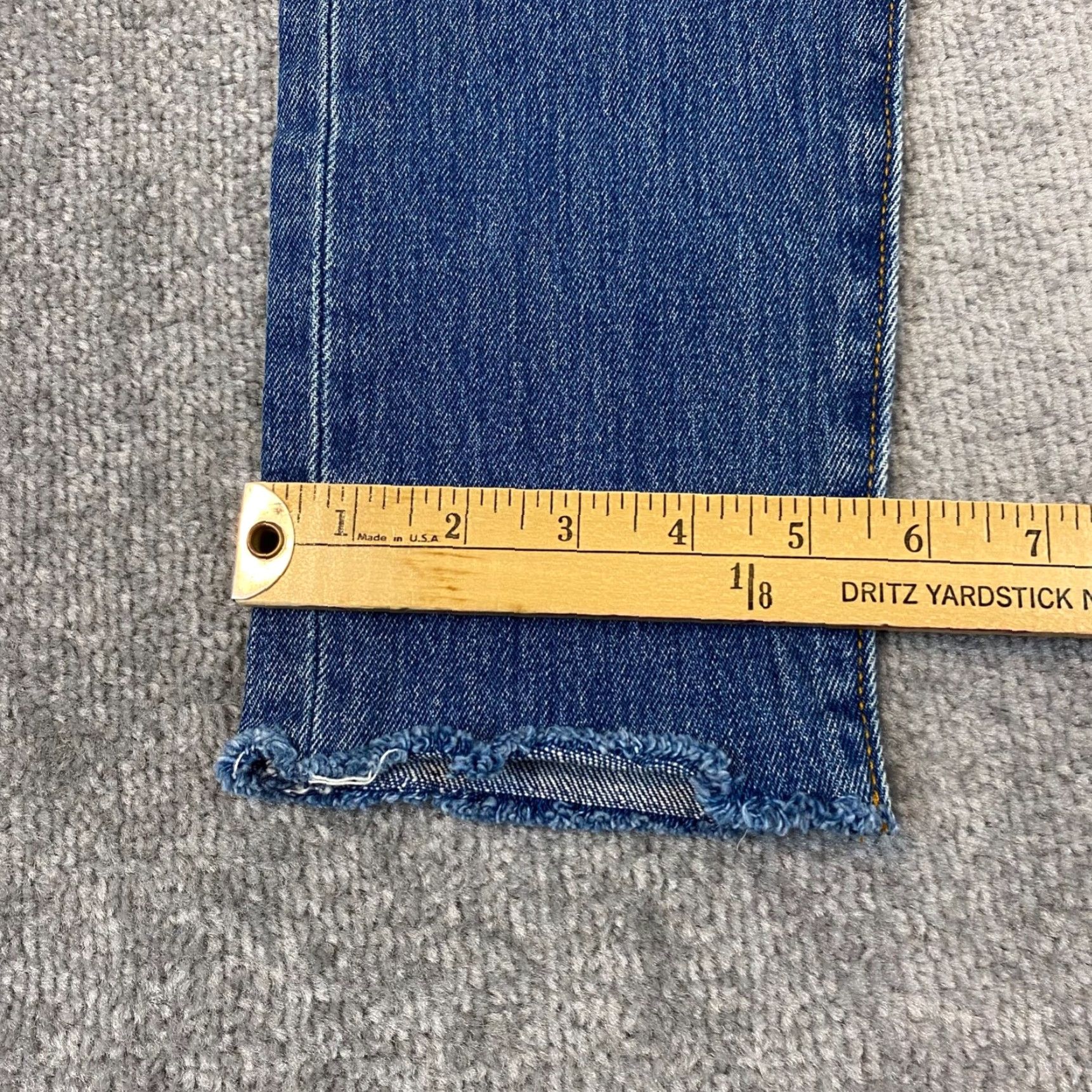 Levi's Levi's Women's Tapered Jeans 24x27.5 Blue Wash 90s Retro Cotton Denim Mid Rise Button Fly Size 42" / US 20 - 5 Thumbnail