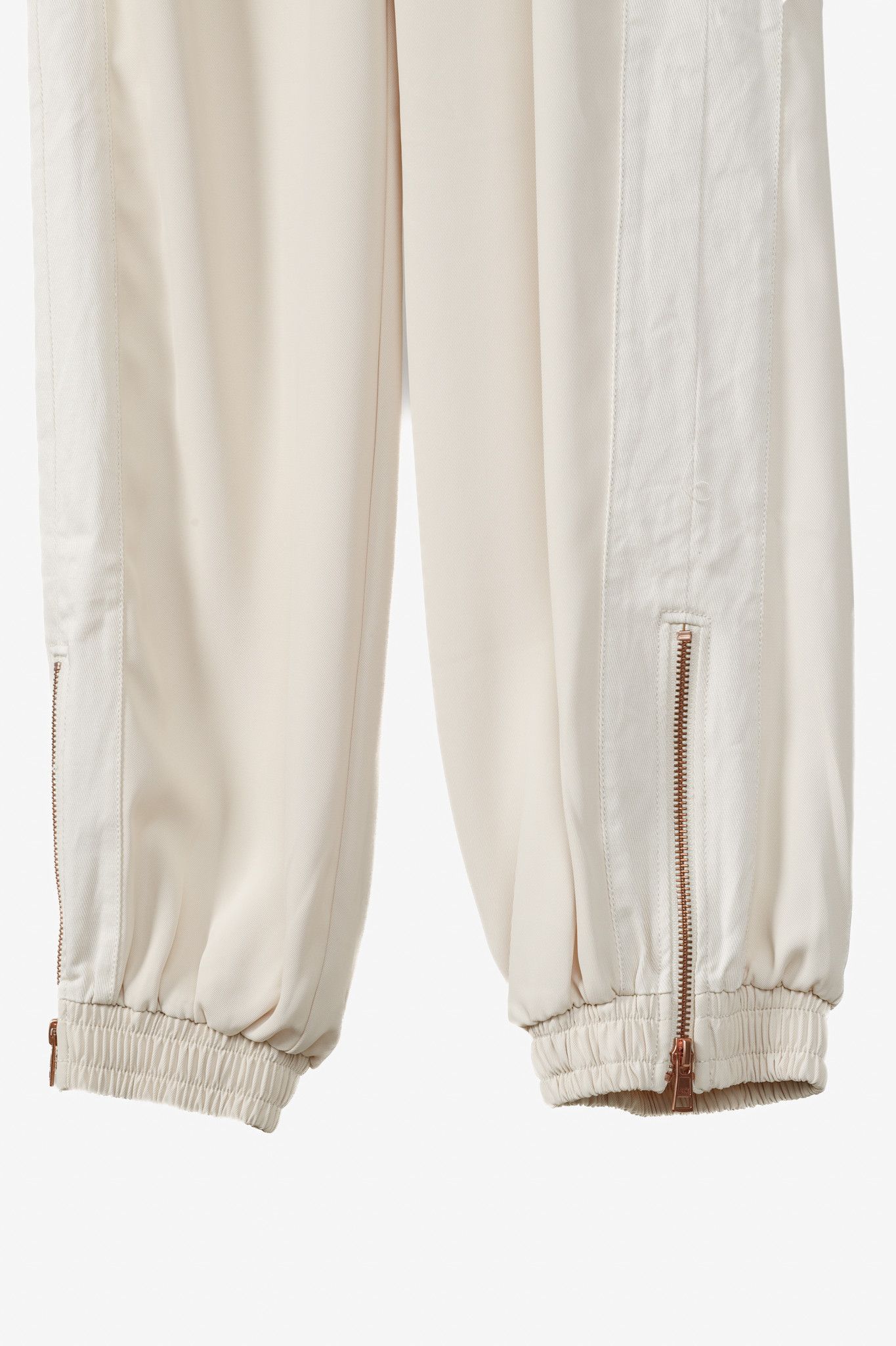 See by Chloe See by Chloe Angora Beige Fluid Jogger Pant Size 27" / US 4 / IT 40 - 5 Thumbnail
