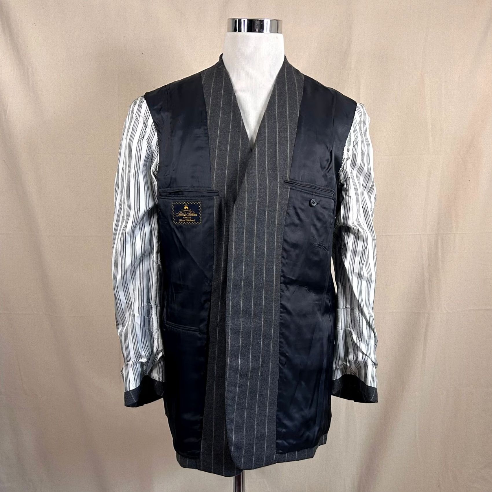 Brooks Brothers VINTAGE Brooks Brothers Makers Suit Wool Gray Pinstripe Three Button Vented 42L 34x30 Size 42R - 6 Thumbnail