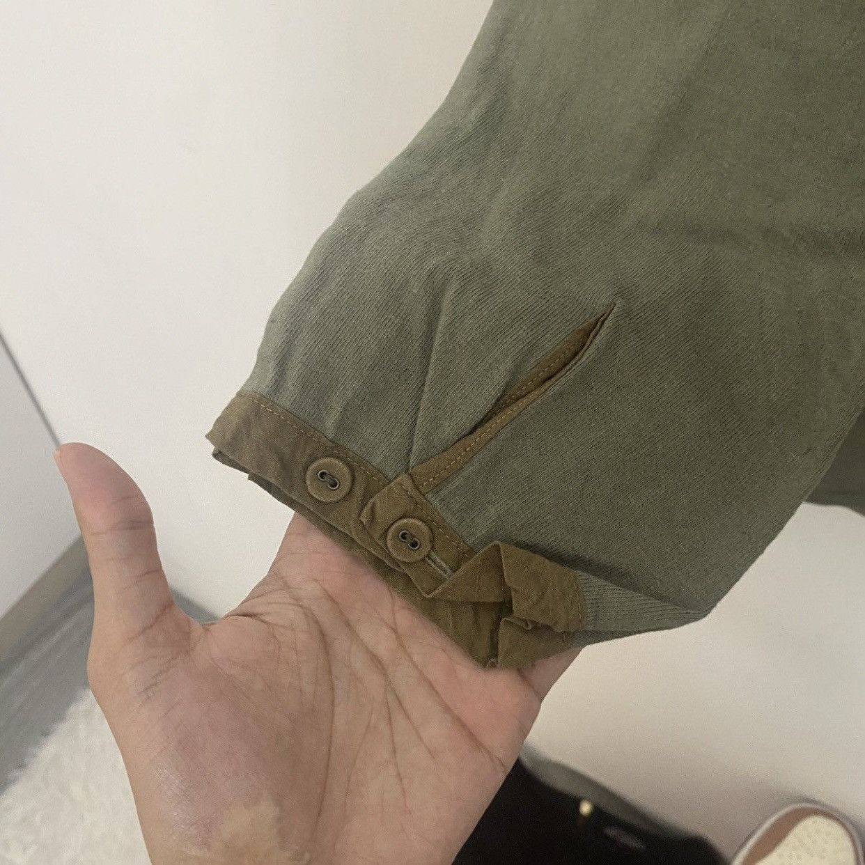 Japanese Brand Balance Co. Japan Lifestyle Minimalist Logo T-Shirt Olive Size US XL / EU 56 / 4 - 7 Thumbnail