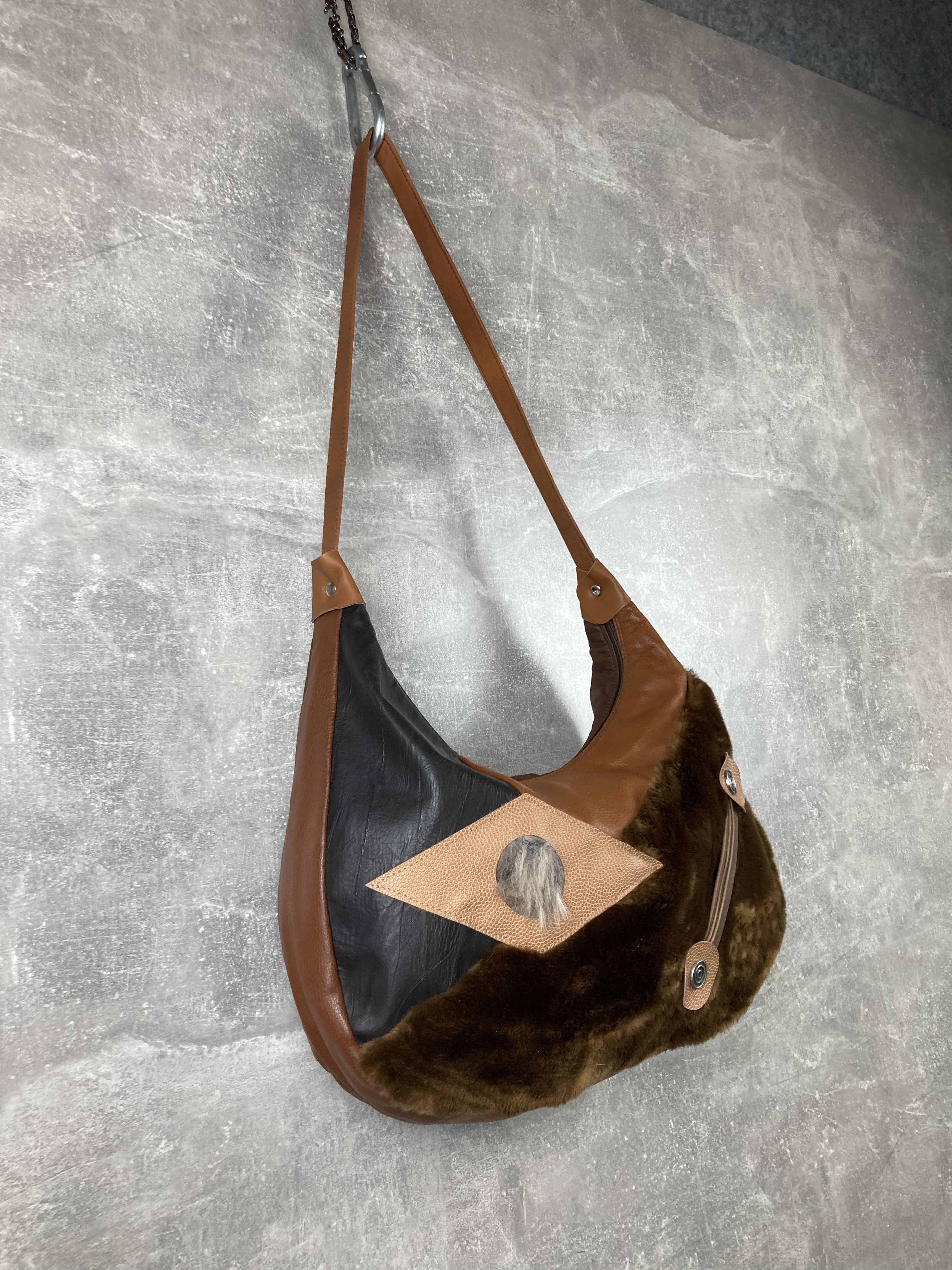 Genuine Leather Womens fluffy brown leather Y2K avant garde crossbody bag Size ONE SIZE - 7 Thumbnail