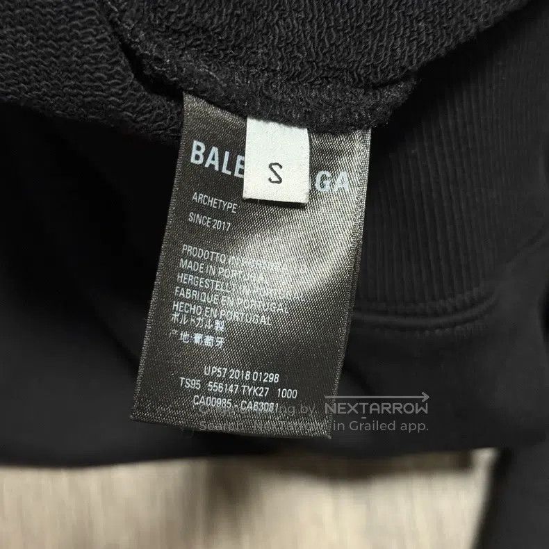 Balenciaga Balenciaga Black Small Logo Letter Sweater, Unlined, Size Size US S / EU 44-46 / 1 - 5 Thumbnail