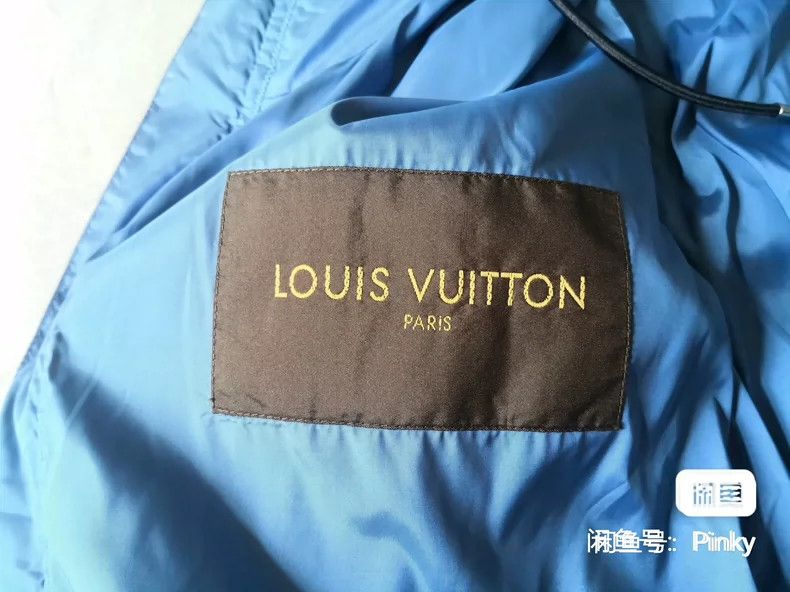 Louis Vuitton Louis Vuitton Letter logo jacket 2505-Nextarrow Size US S / EU 44-46 / 1 - 3 Thumbnail