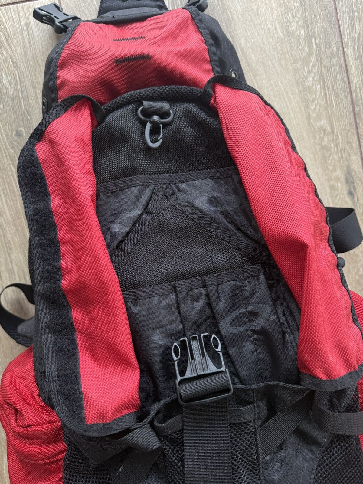 Oakley Oakley Software ICON Red/Black Tactical Backpack Size ONE SIZE - 4 Thumbnail