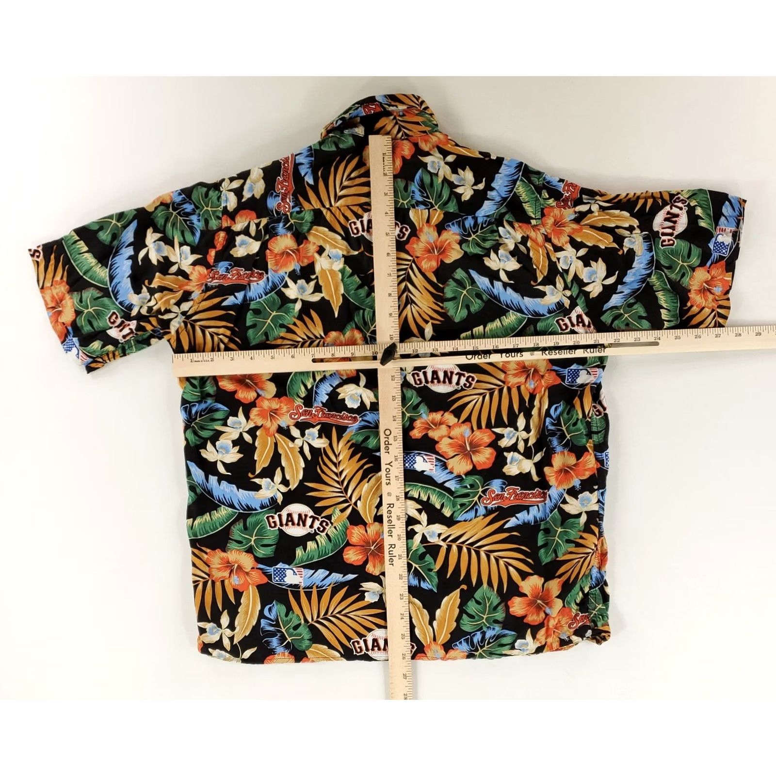 Reyn Spooner Reyn Spooner San Francisco Giants Shirt Button Up 100% Rayon Black Mens S Size US S / EU 44-46 / 1 - 7 Thumbnail