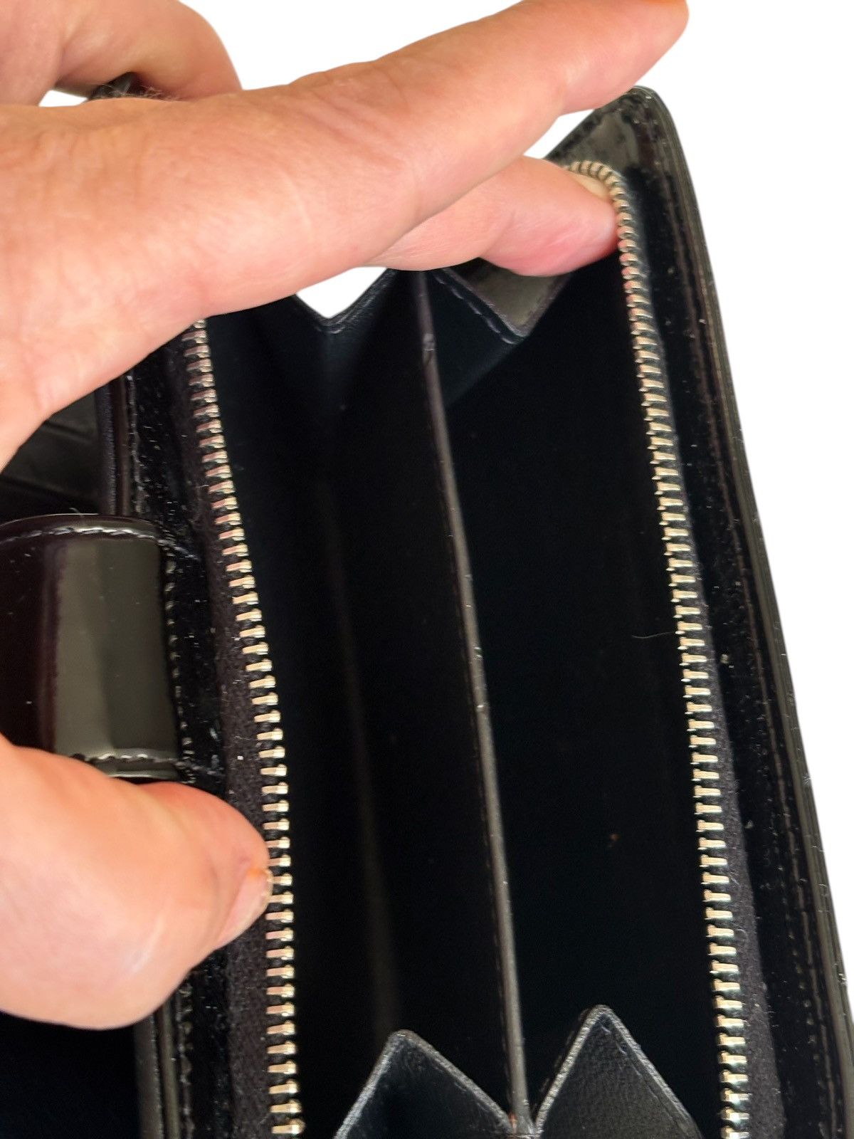 Chanel Chanel quilted patent leather black wallet Size ONE SIZE - 3 Thumbnail