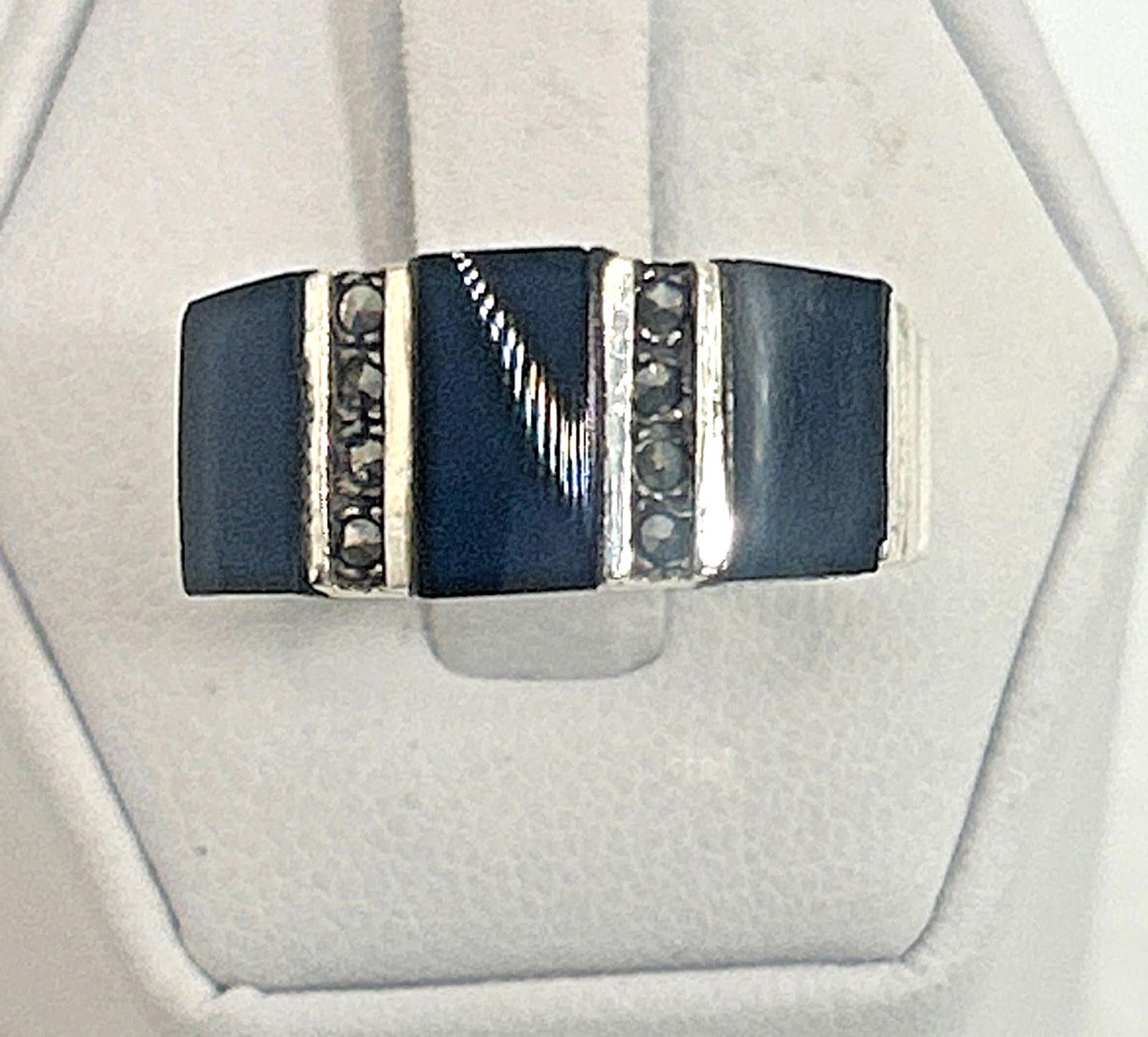 Sterling Silver 925 Vintage Sterling Silver Ring Size 8 with Black stone Size ONE SIZE - 1 Thumbnail