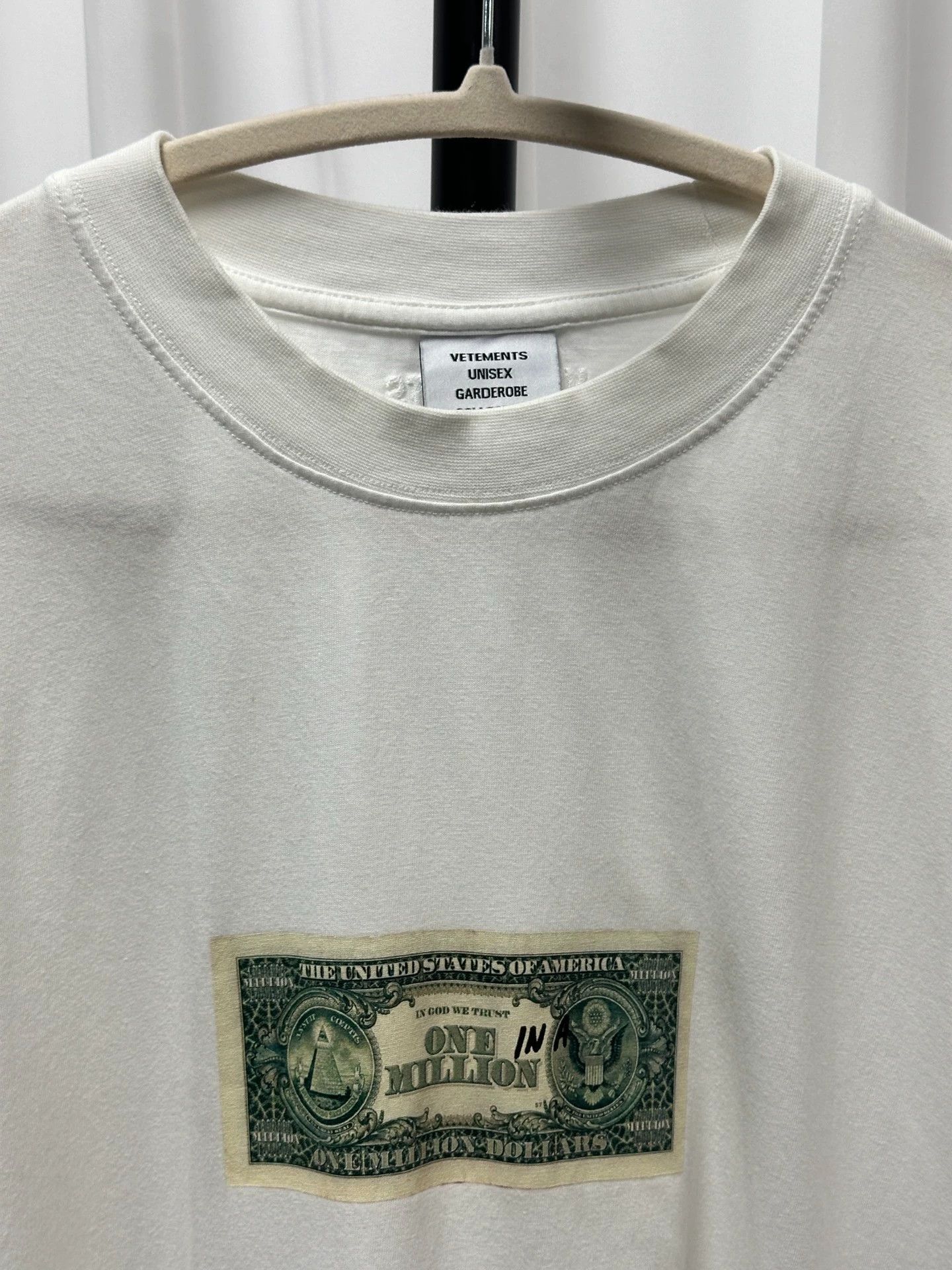 Vetements Vetements Dollar Parody Short Sleeve T-shirt Size US S / EU 44-46 / 1 - 2 Thumbnail