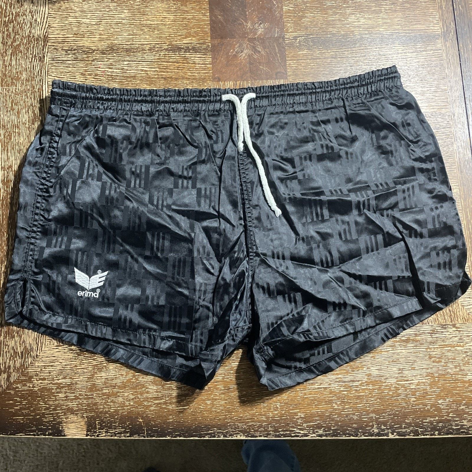 Erima Vintage ERIMA Football Shorts L 36 Black Shiny Nylon Ganz Size US 34 / EU 50 - 1 Thumbnail