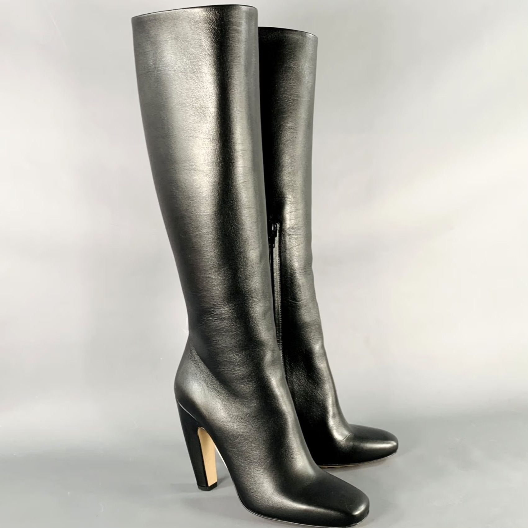 Bottega Veneta BOTTEGA VENETA Boots Fall 2022 Size 8 Black Leather Side Zipper Boots Womens 8 Black Leather Knee High Side Zipper Falls 2022 Size US 8 / IT 38 - 2 Thumbnail