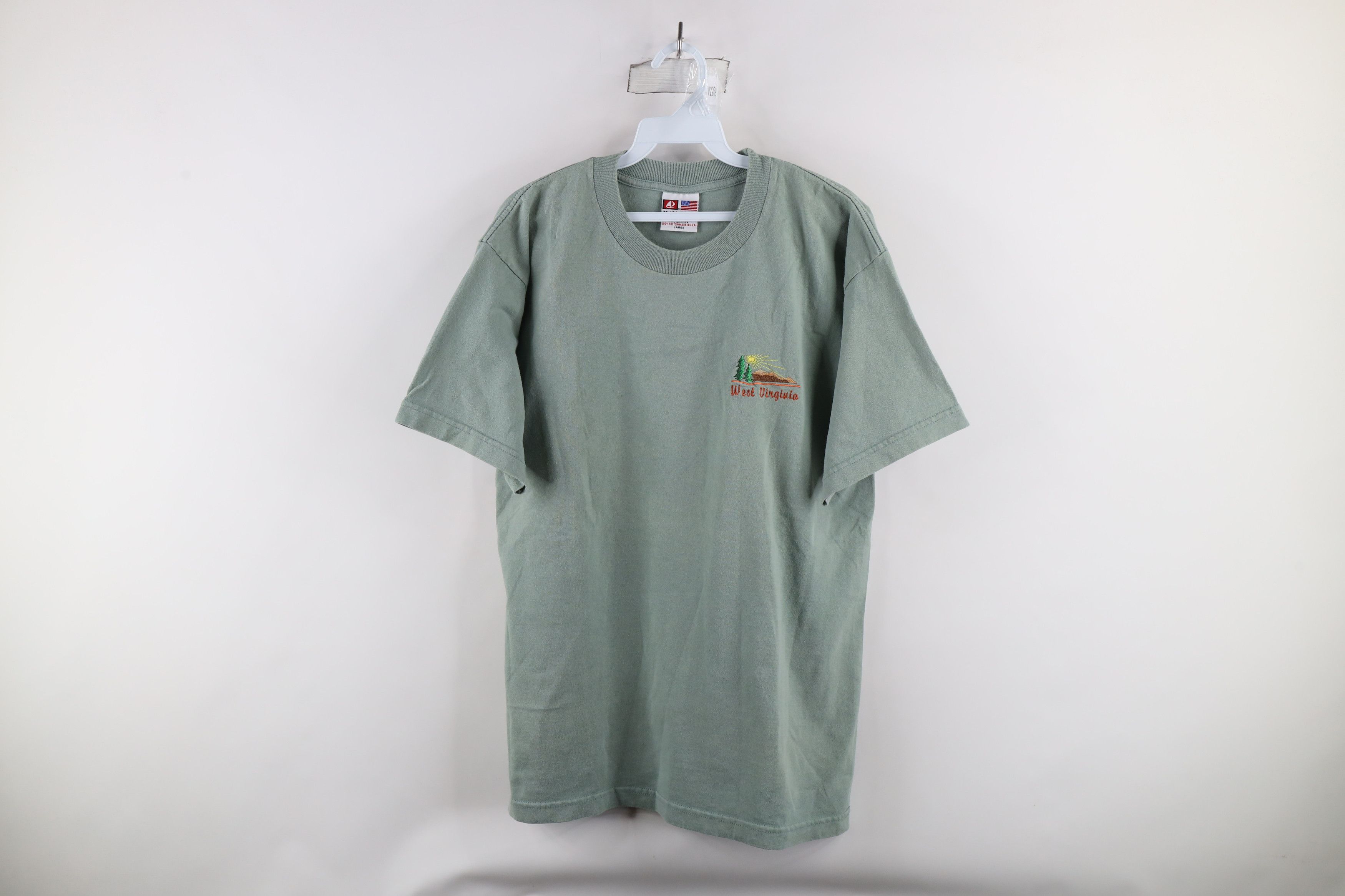 Vintage Vintage 90s Streetwear Out West Virginia T-Shirt Green USA Size US L / EU 52-54 / 3 - 1 Thumbnail