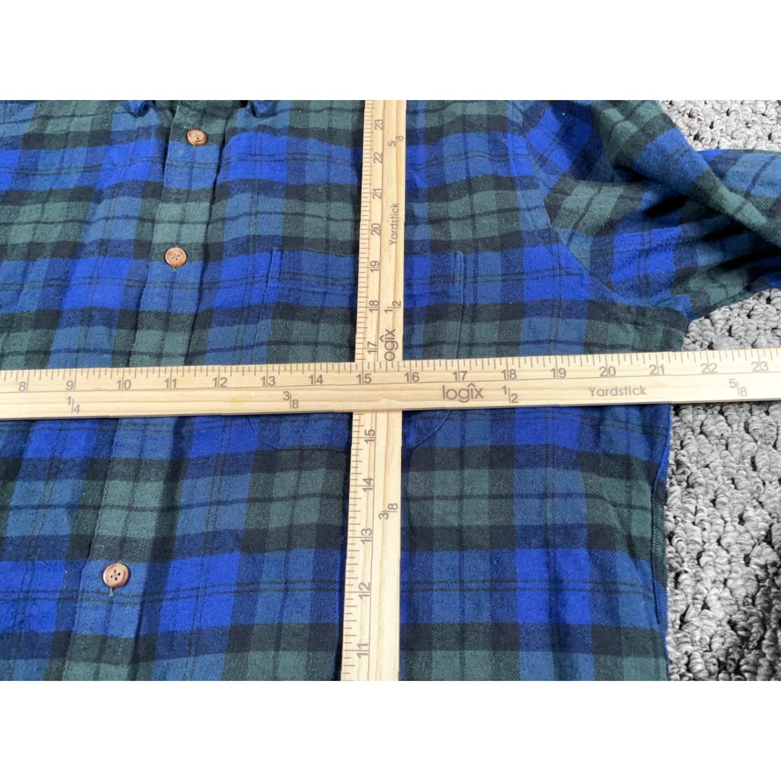 Brooks Brothers Brooks Brothers Regent Flannel Shirt Adult Large Blue Green Plaid Lightweight Size US L / EU 52-54 / 3 - 5 Thumbnail