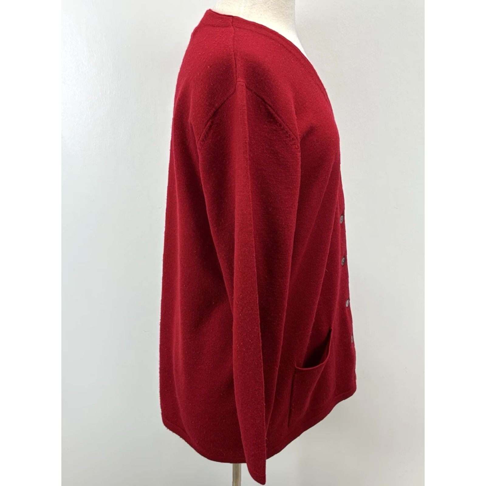 Charter Club VINTAGE Charter Club Cardigan Wool Red V-Neck L Women’s 90s Classic Holiday Knit Sweater Size L / US 10 / IT 46 - 4 Thumbnail
