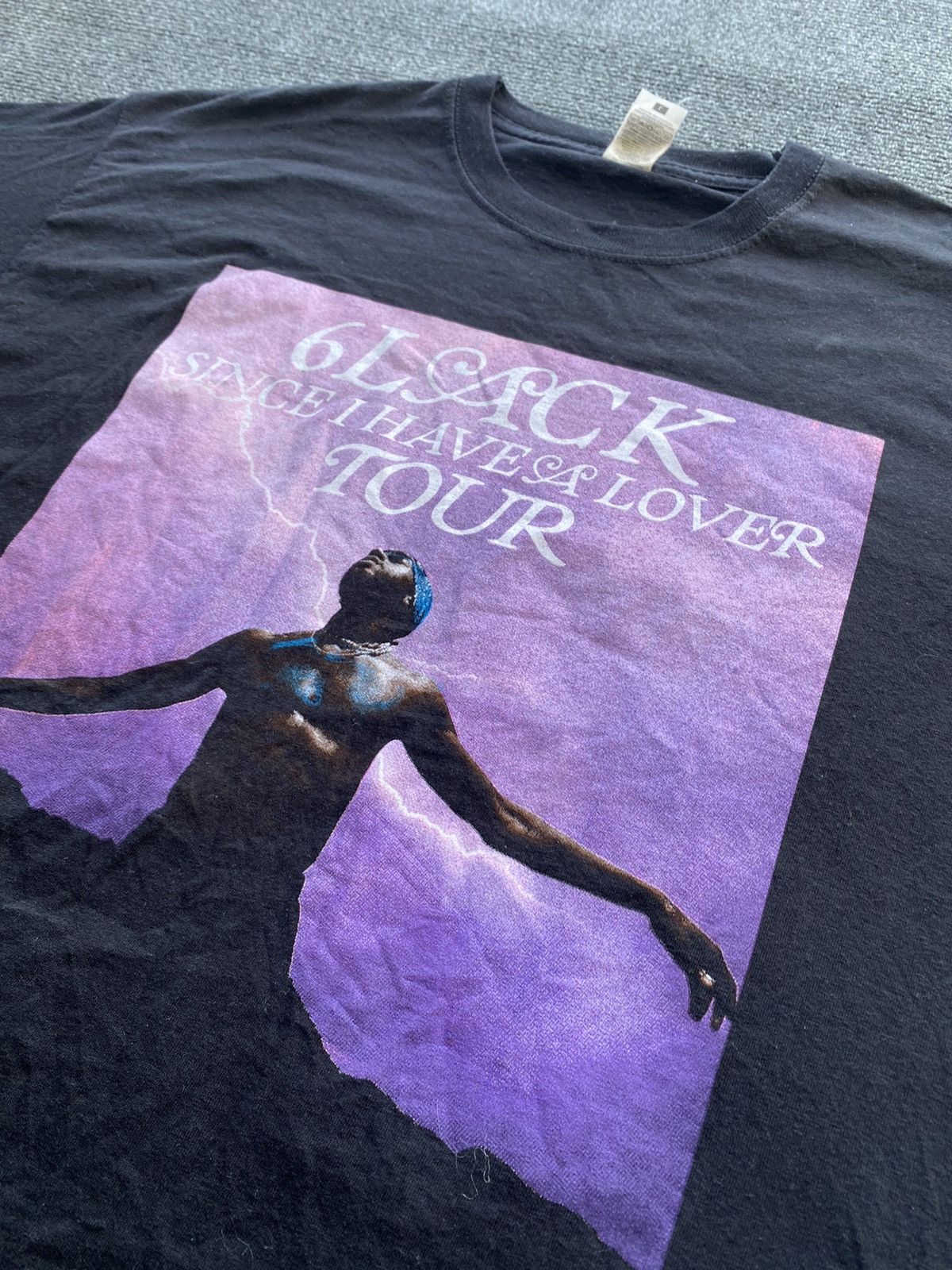Band Tees 🔥6lack “since i have a lover” tour band mens tee L Size US L / EU 52-54 / 3 - 3 Thumbnail