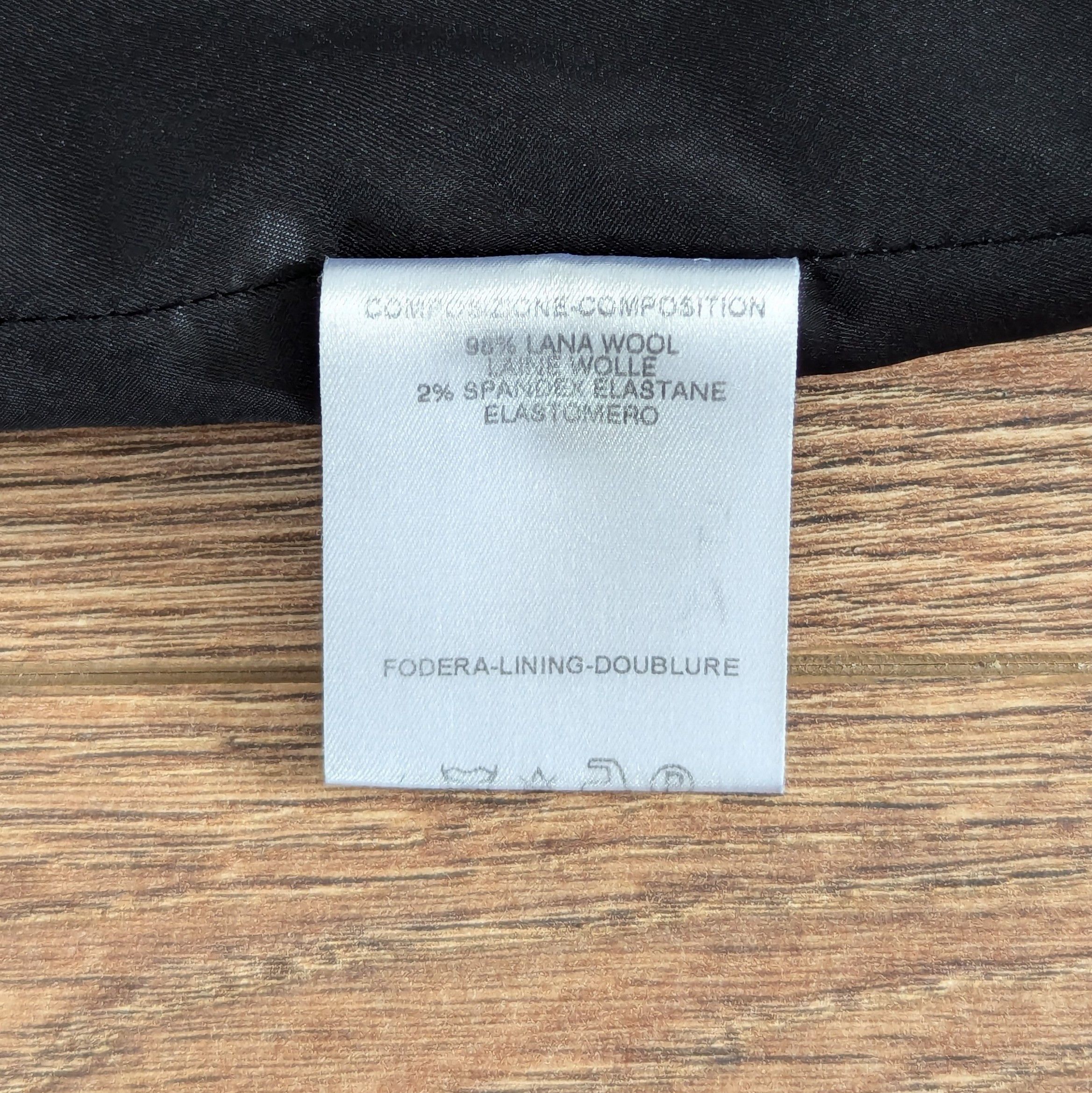 Yves Saint Laurent Yves Saint Laurent Rive Gauche Lana Wool Skirt MadeInFrance Size 28" / US 6 / IT 42 - 13 Thumbnail