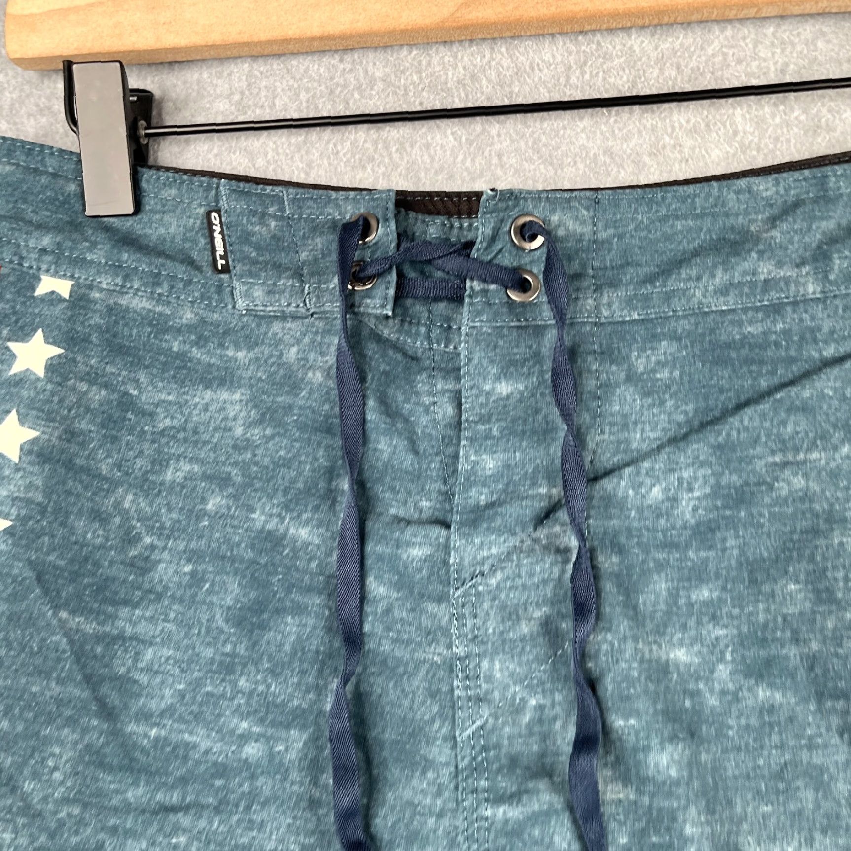 O'Neill O'Neill Swim Trunks Mens 28 Navy Blue USA Stars Cargo Pocket Board Shorts Size US 28 / EU 44 - 5 Thumbnail