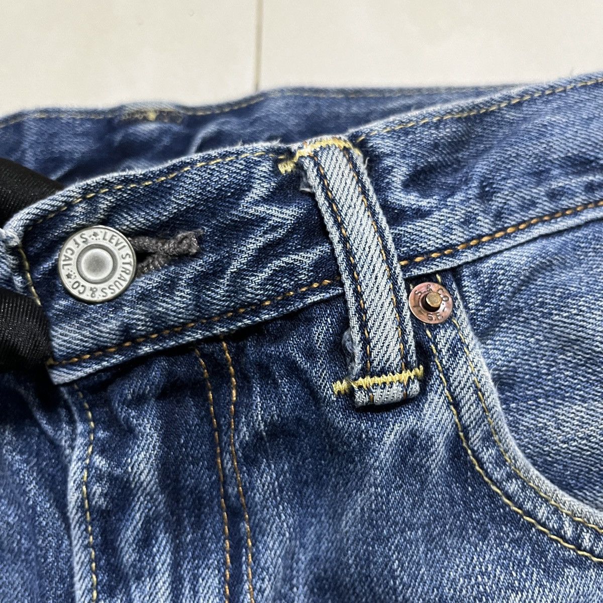 Jean × Levi's × Levi's Vintage Clothing Vintage Levis 502 Distressed Jeans Size US 31 - 5 Thumbnail
