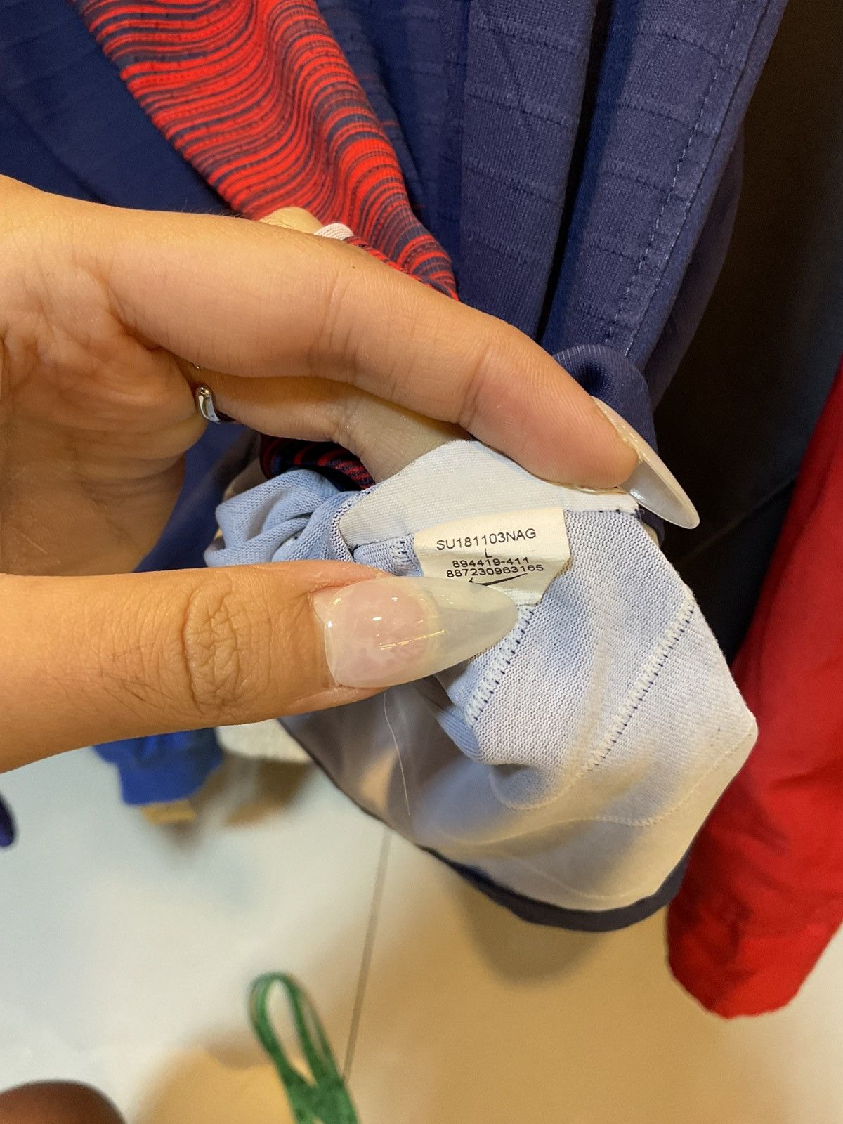 Nike 2018-2019ParisSaint-GermainHomeKitNEYMAR10PlayerVersion Size US L / EU 52-54 / 3 - 7 Thumbnail