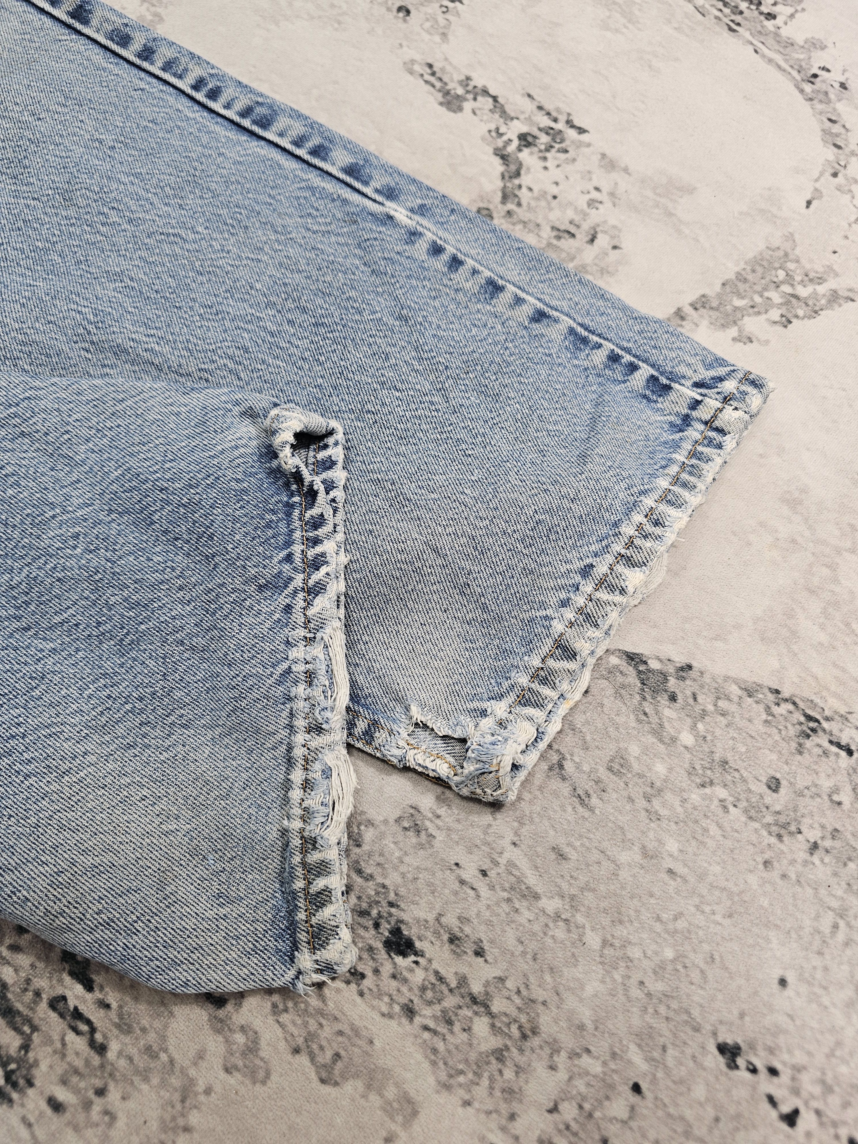 Levi's Vintage Clothing Vtg 90's LEVIS 505 Ripped Faded Jeans Made In USA L0551 Size US 38 / EU 54 - 6 Thumbnail
