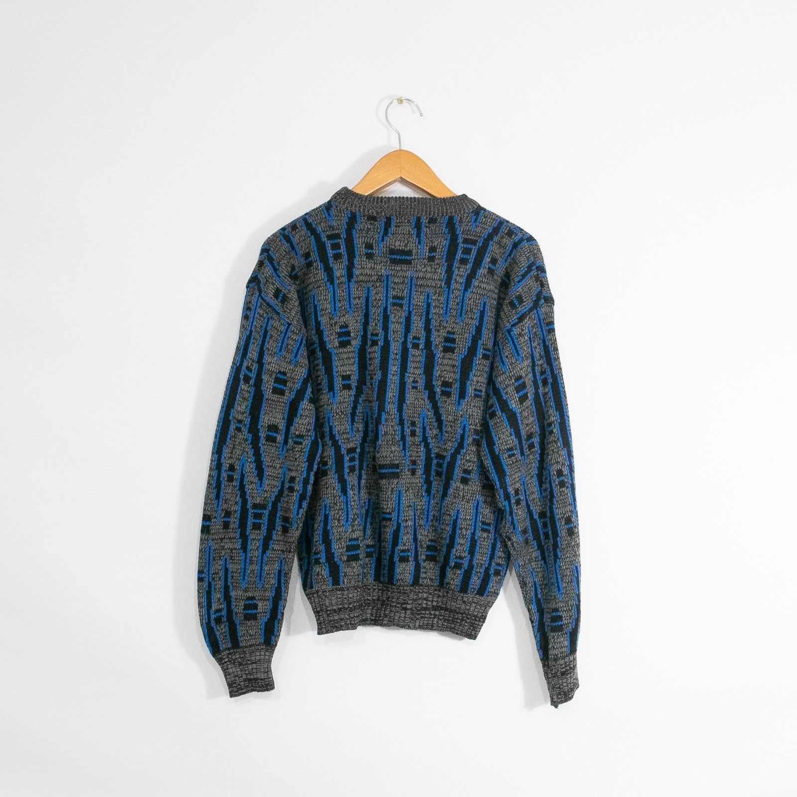 Vintage Vintage Barnabys Abstract Pattern Acrylic Sweater Medium Size US M / EU 48-50 / 2 - 4 Thumbnail