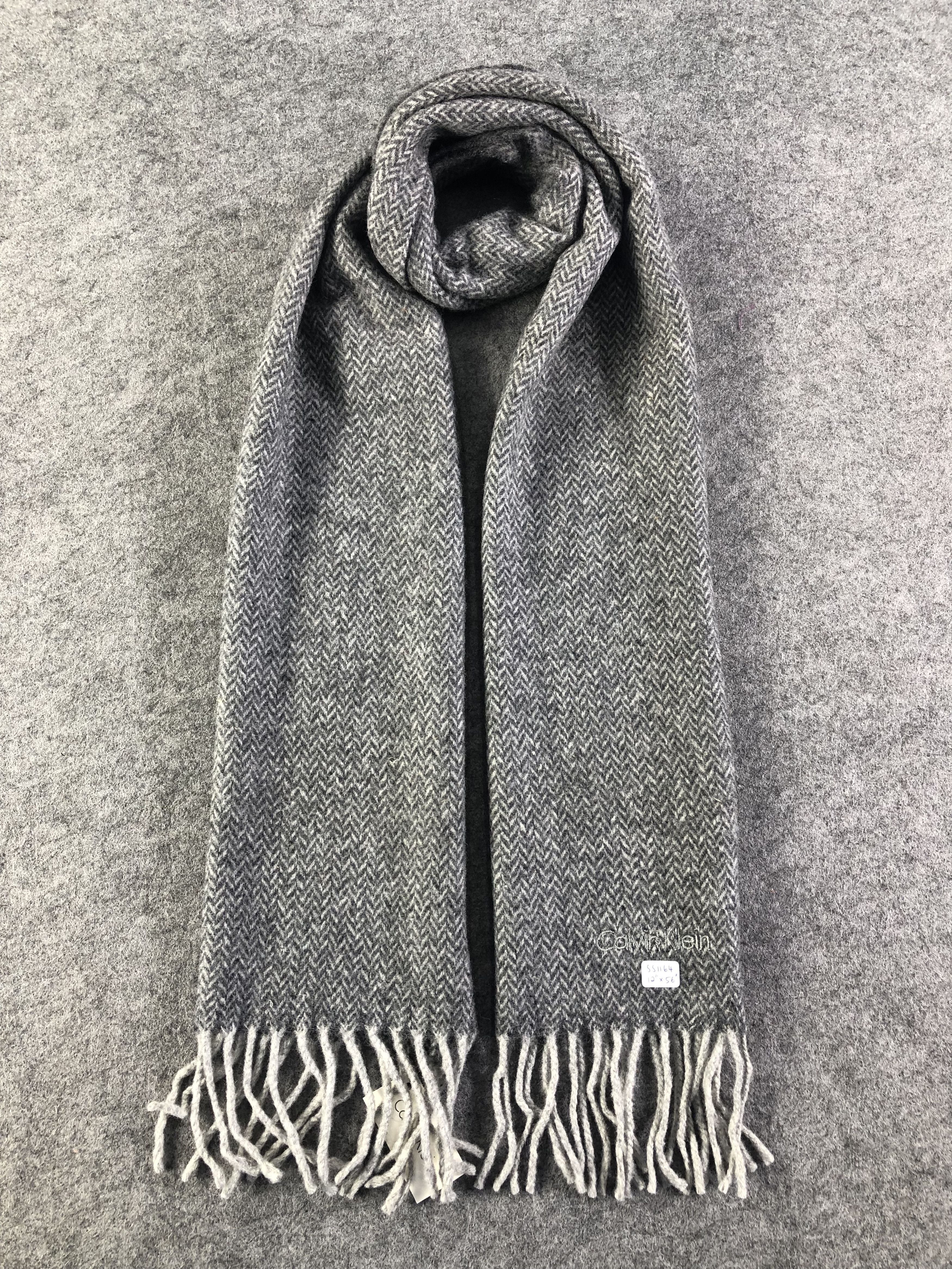 Calvin Klein Calvin Klein Scarf / Muffler / Neckwear Size ONE SIZE - 1 Thumbnail