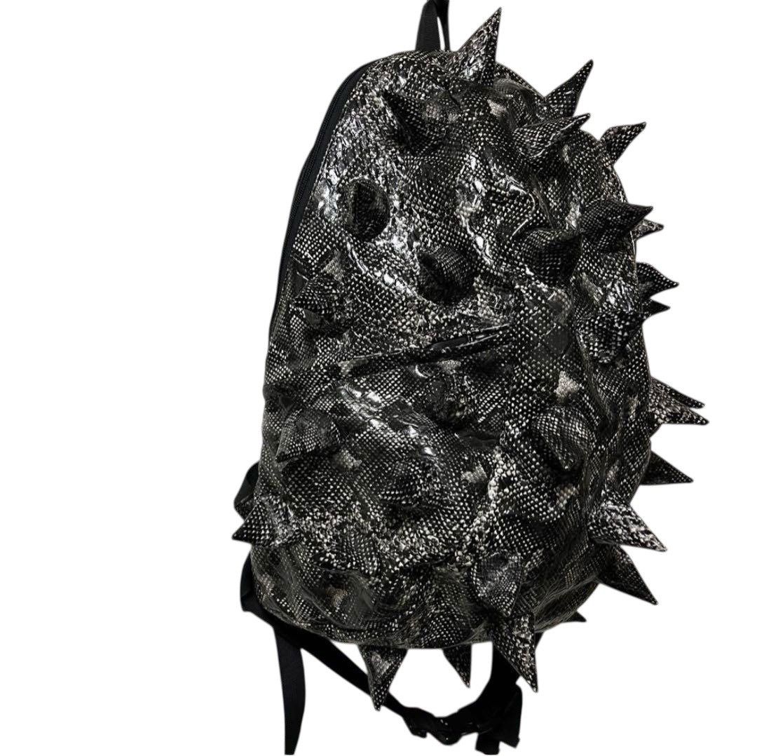 Japanese Brand Spiky bag backpack snake print python print unique Size ONE SIZE - 2 Thumbnail