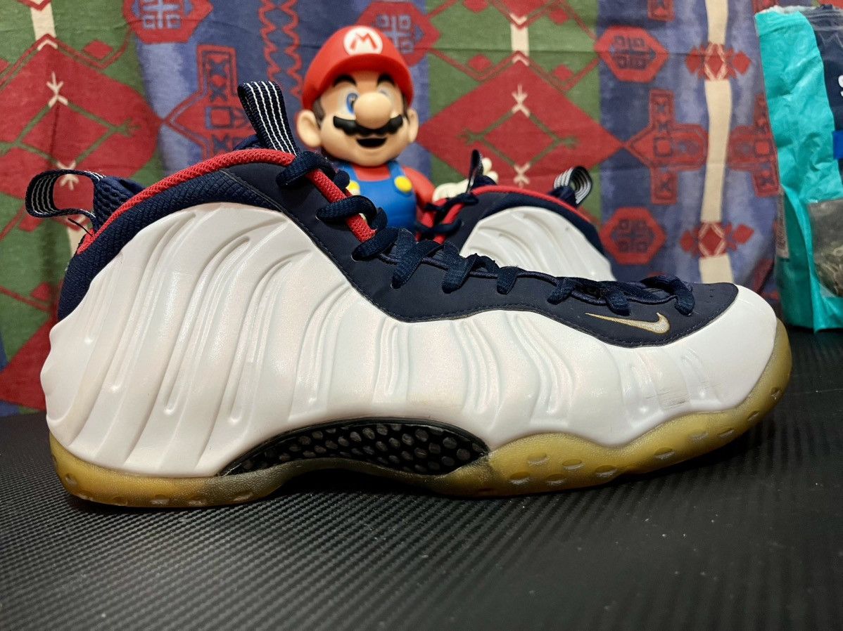 Nike Nike Olympic foam posit, USA gold medal Size US 11 / EU 44 - 2 Thumbnail