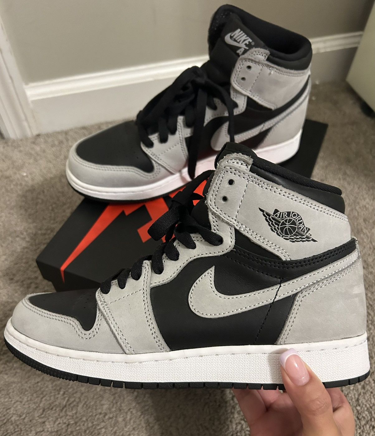 Jordan Brand Air Jordan 1 Retro High OG GS "Shadow 2.0" Size US 6 / EU 39 - 2 Thumbnail