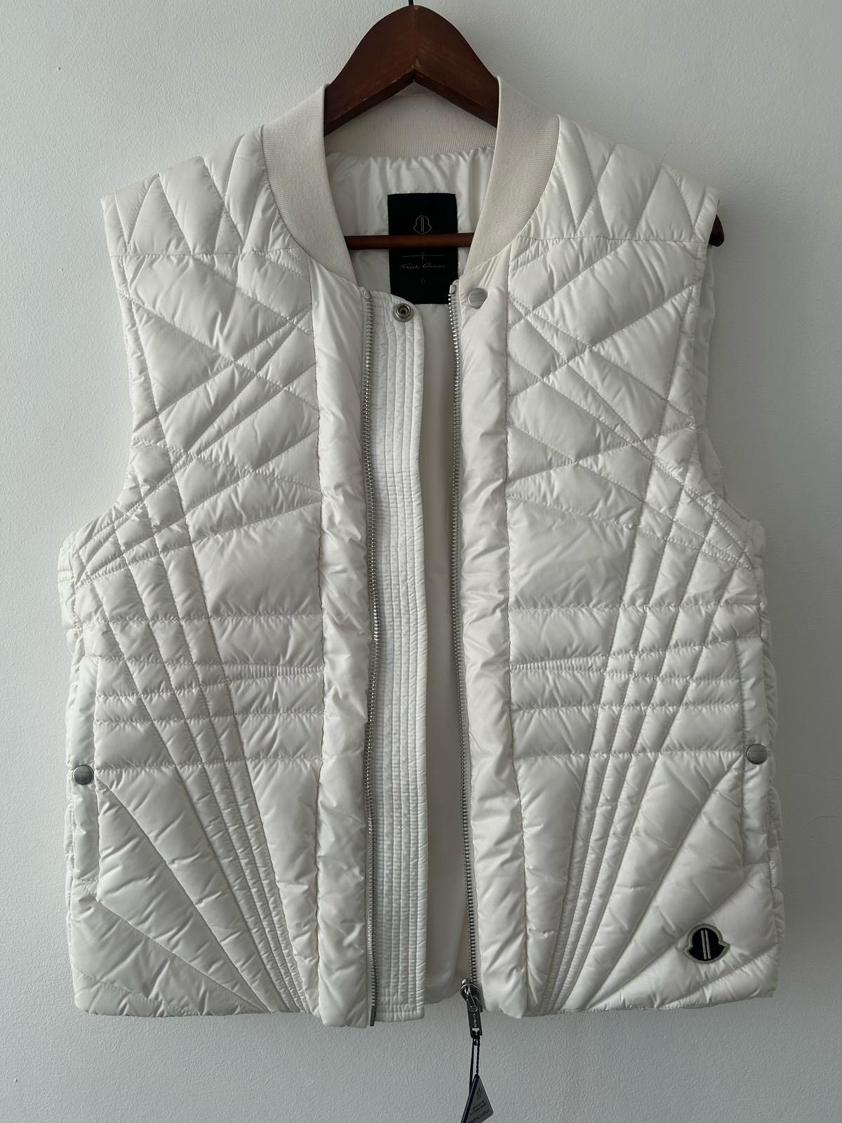 Moncler × Rick Owens Rick Owens x Moncler Megapenta Flight Down Vest Size US M / EU 48-50 / 2 - 2 Thumbnail