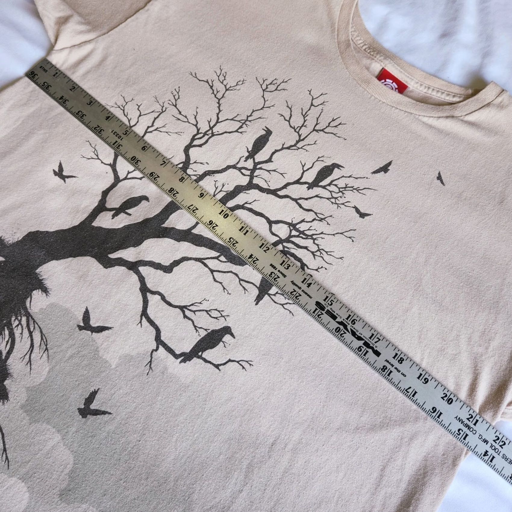Element VINTAGE Element Skateboards Crew Neck Graphic T-Shirt Tee Y2K Grunge Beige XL Size US XL / EU 56 / 4 - 6 Thumbnail