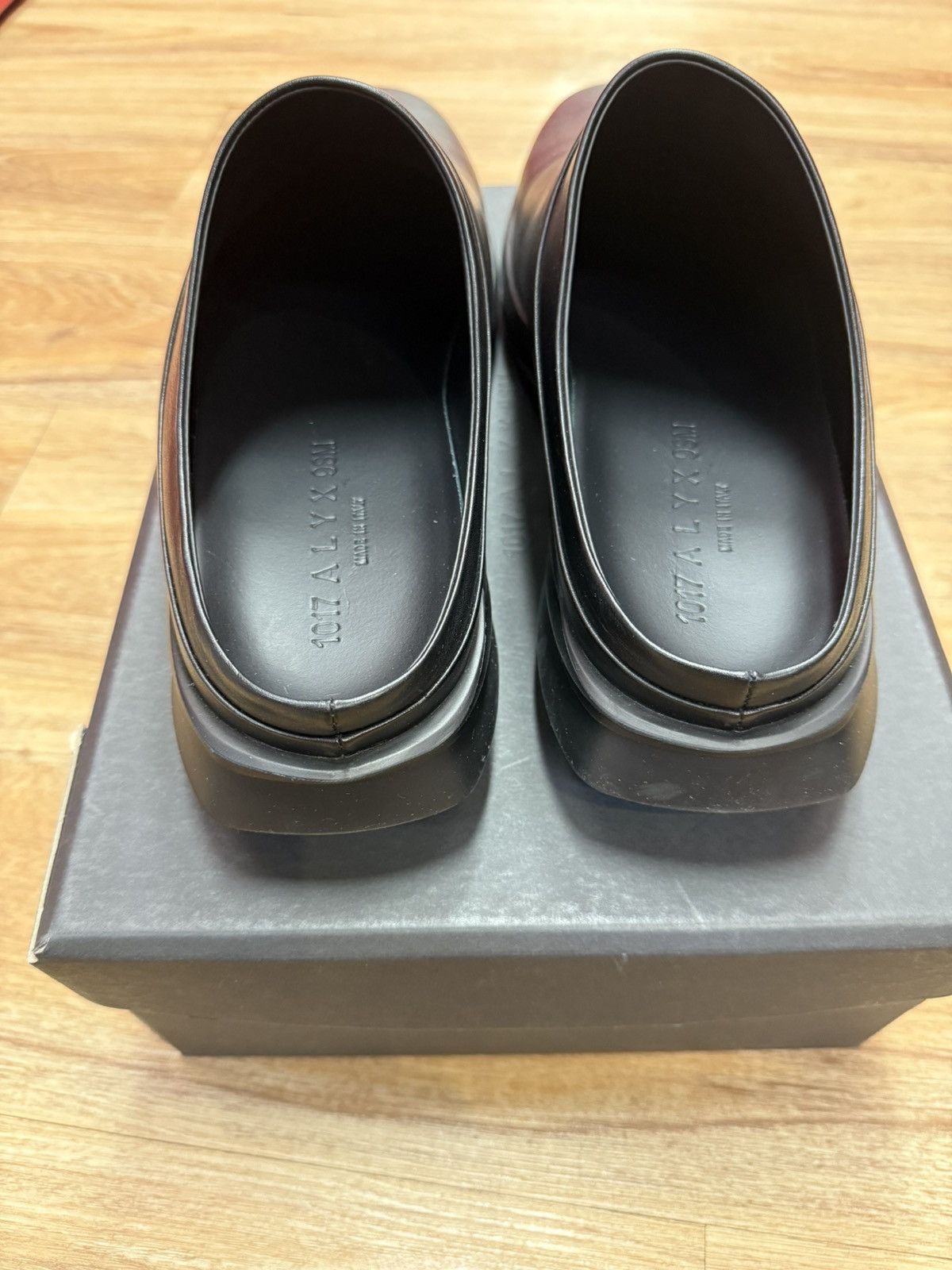 1017 ALYX 9SM 1017 ALYX 9SM Black Leather Mono Mule Shoes Slip On Size US 11.5 / EU 44-45 - 4 Thumbnail