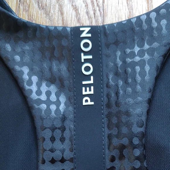 Peloton Peloton Show Up Digital Foil High Neck Sports Bra Black Top Size XS / US 0-2 / IT 36-38 - 8 Thumbnail