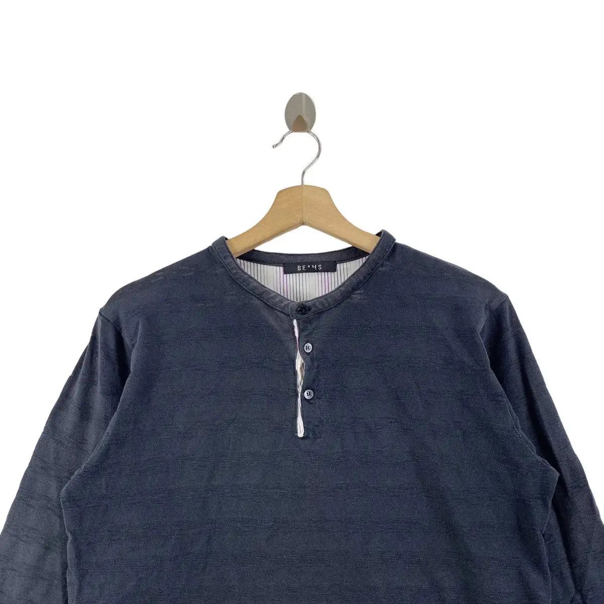 Beams Plus Vintage BEAMS PLUS Natural Sun Faded Henley Tee Shirt Size US M / EU 48-50 / 2 - 3 Thumbnail