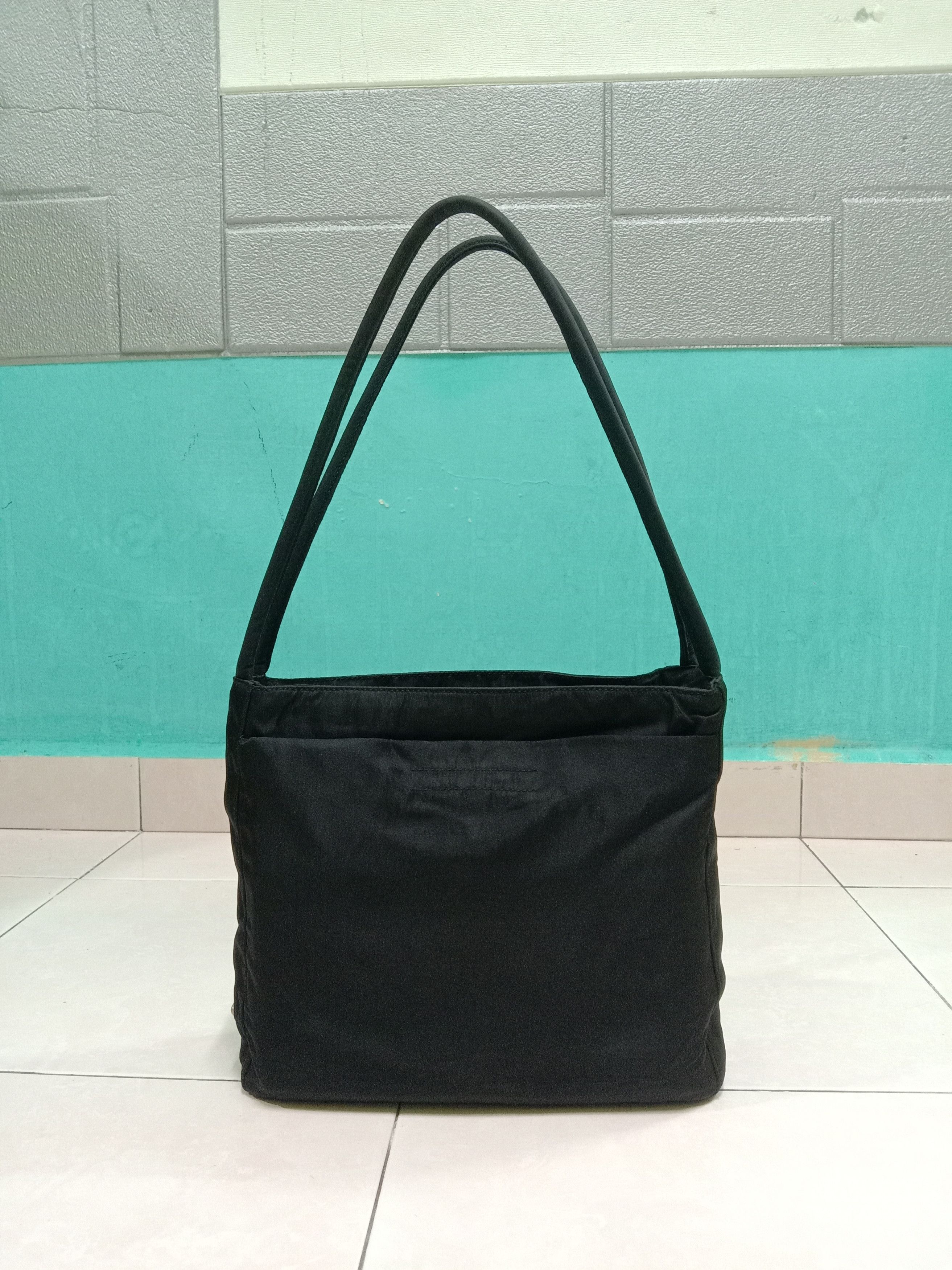 Prada Authentic Prada Shoulder Tote Bag Size ONE SIZE - 6 Thumbnail