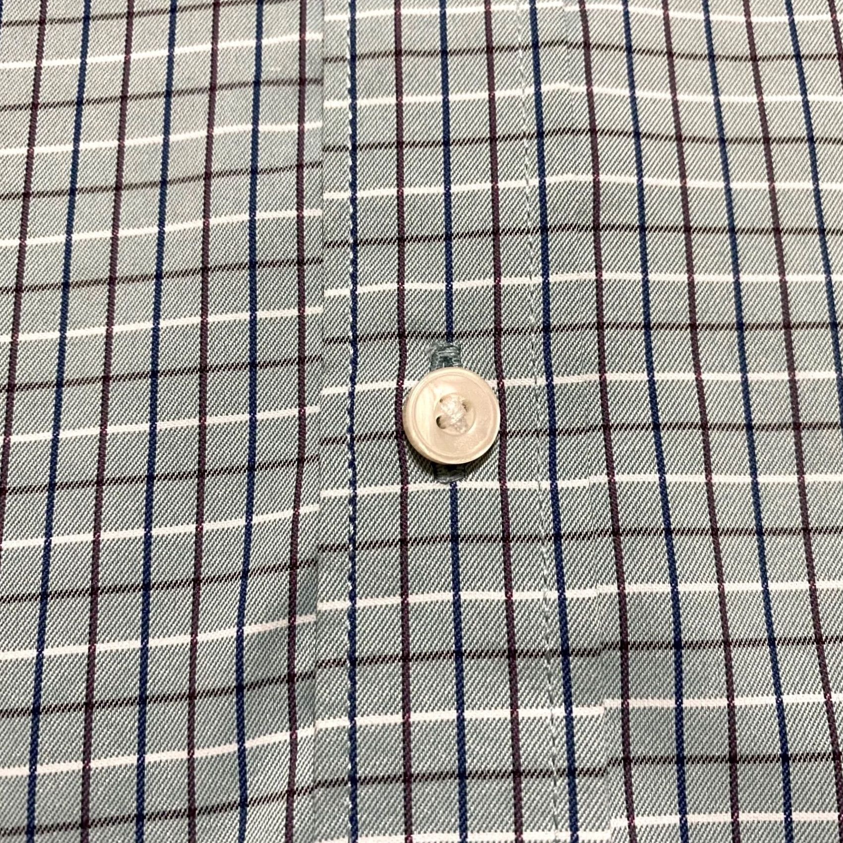 UNTUCKit UNTUCKit Shirt Mens Medium Gray Plaid Long Sleeve Button-Down Slim Fit Polyester Size US M / EU 48-50 / 2 - 4 Thumbnail