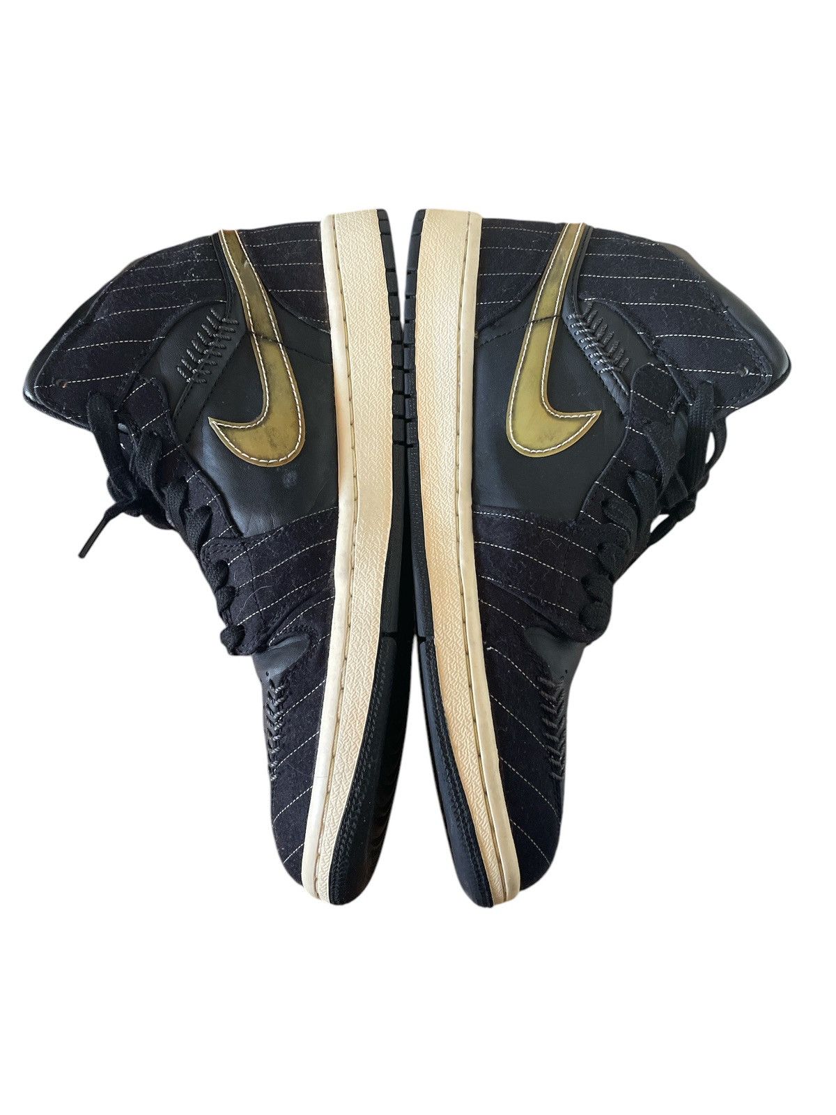 Jordan Brand × Vintage Sneakers vintage Air Jordan 1 Mid Retro 2008 Size US 9 / EU 42 - 5 Thumbnail