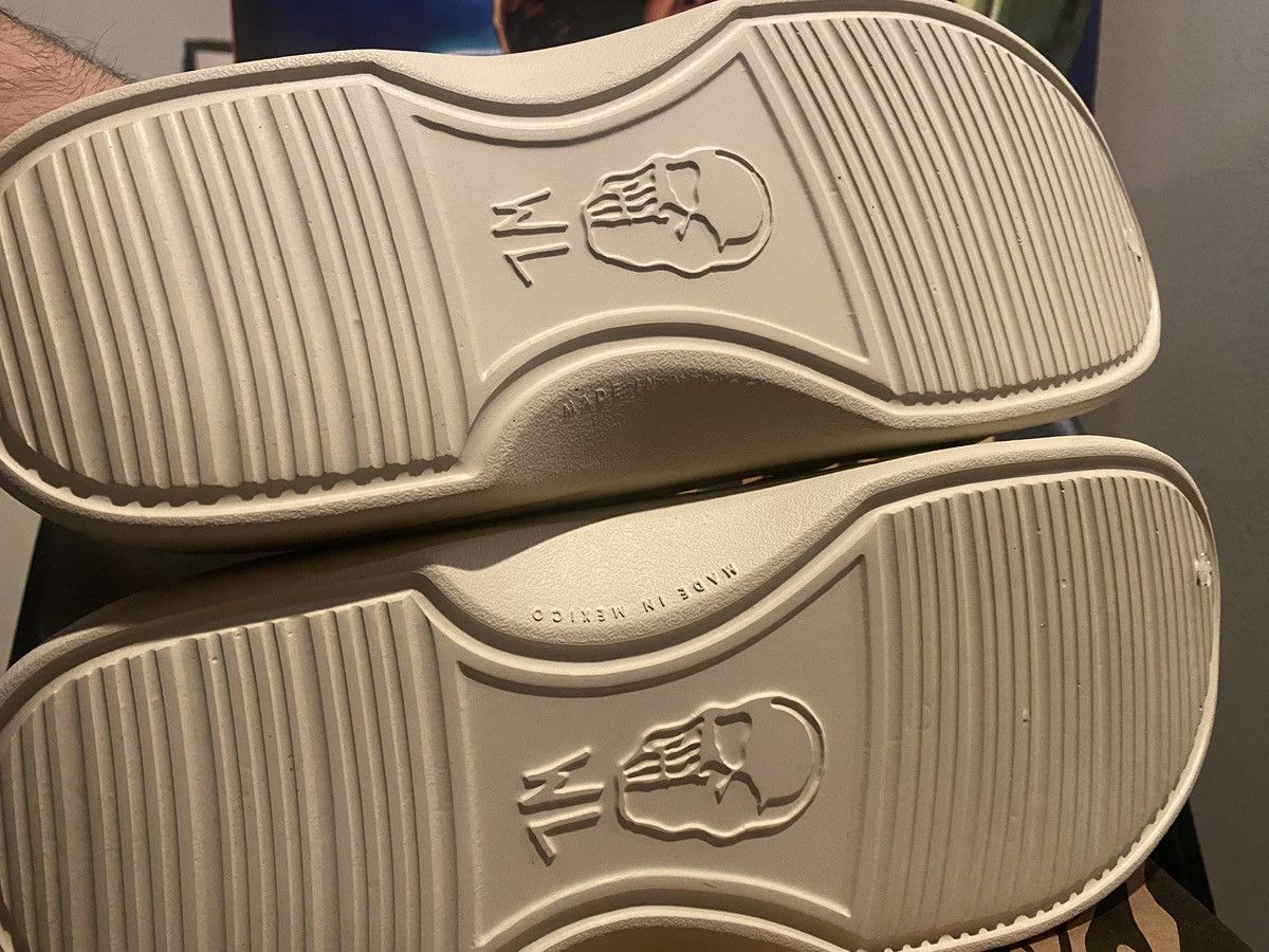 Warren Lotas Warren Lotas Obligatory Foam Shoe Size 13 Bone Color Size US 13 / EU 46 - 3 Thumbnail