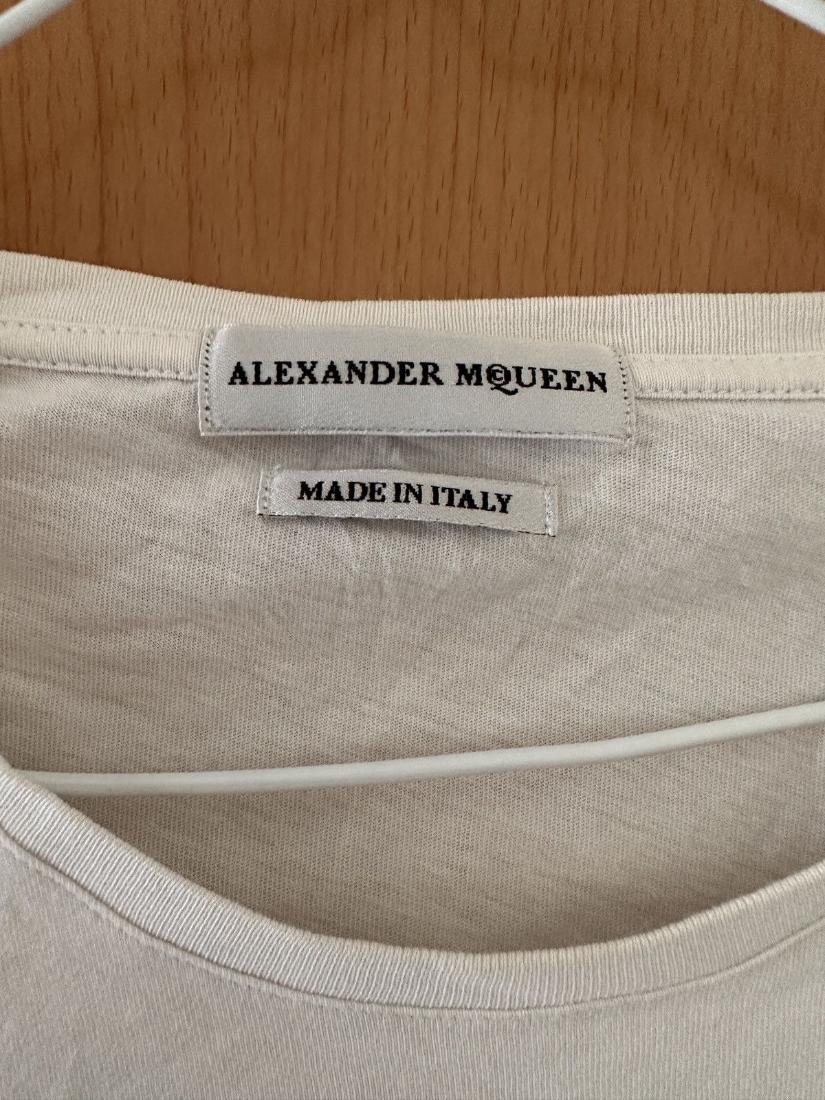 Alexander McQueen McQueen side skull tee Size US M / EU 48-50 / 2 - 3 Thumbnail